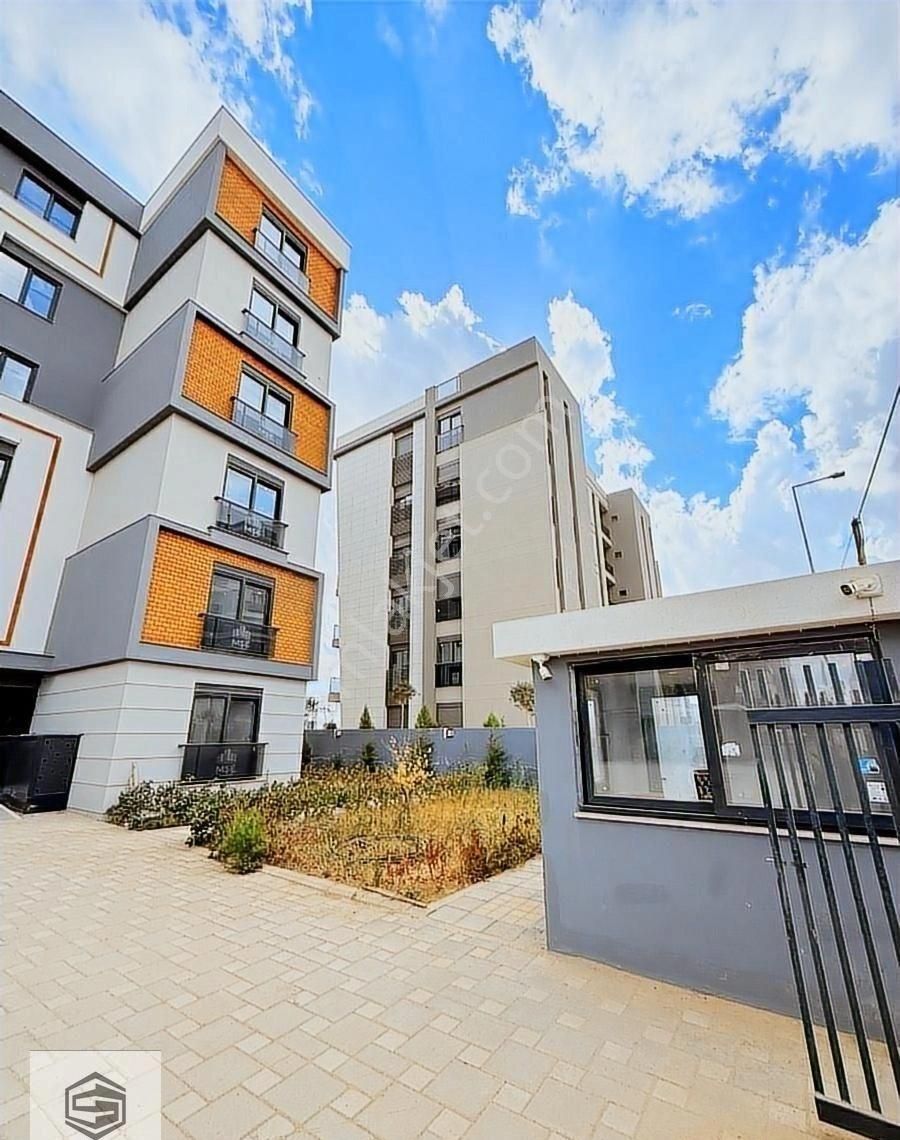 40 Lık Yola Yakın İskanlı Sorunsuz Binada Satılık - Görsel 8