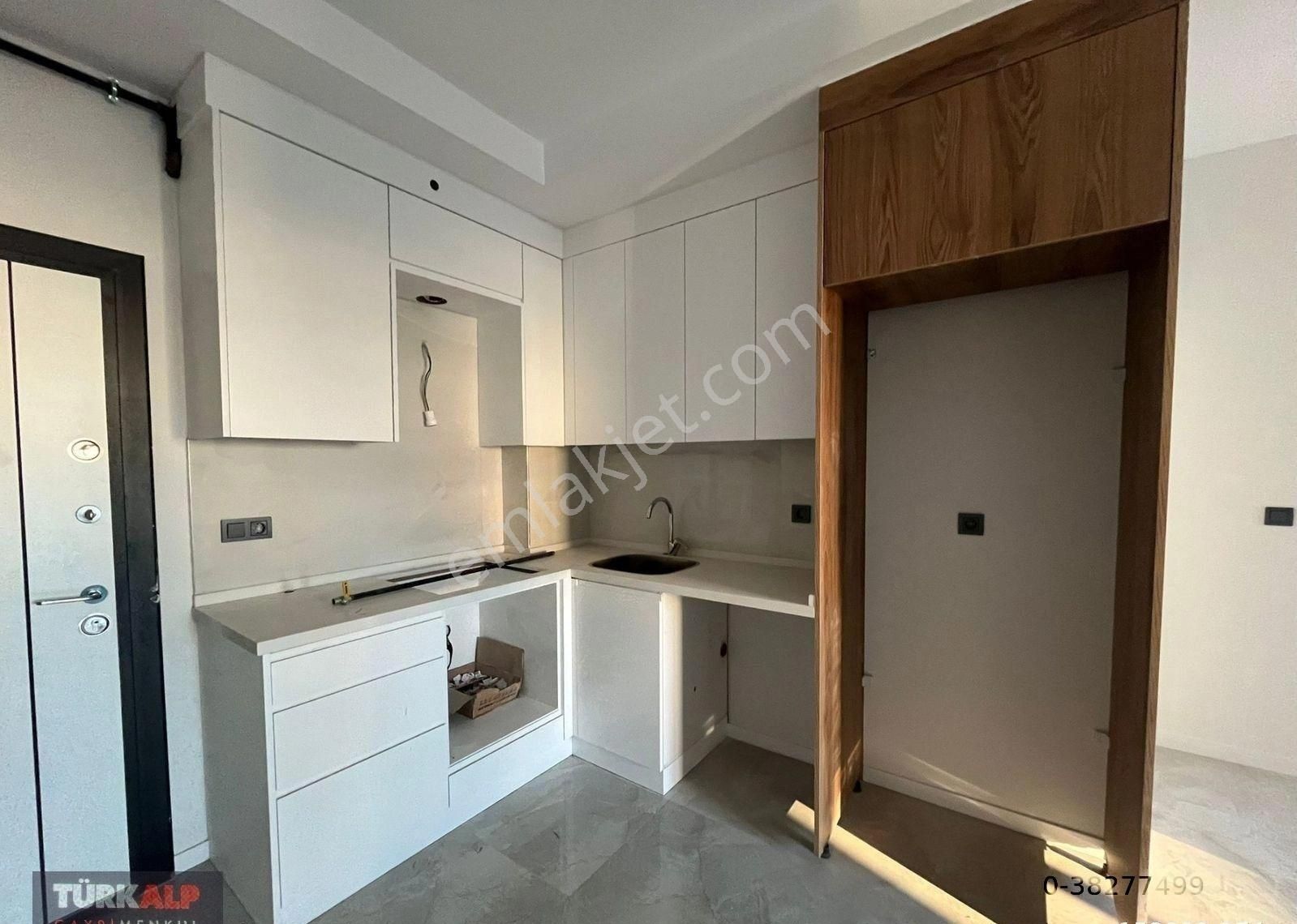 1200 Evlerde 2+1 Daire