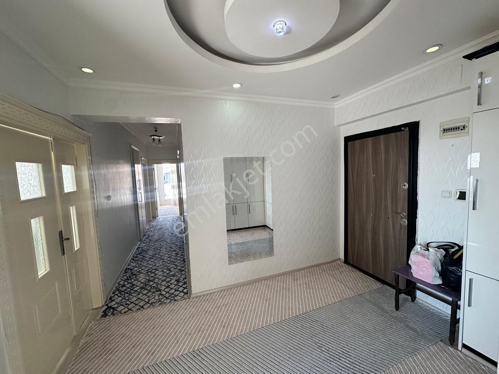 Mesken Emlakdan Karataş Merkezde Ultra Lüx Şahsi 160 M2 Teraslı 3+1 - Görsel 7