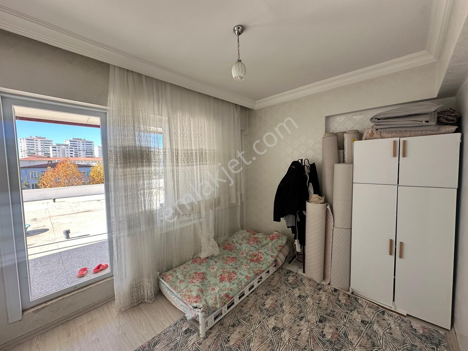Mesken Emlakdan Karataş Merkezde Ultra Lüx Şahsi 160 M2 Teraslı 3+1 - Görsel 17