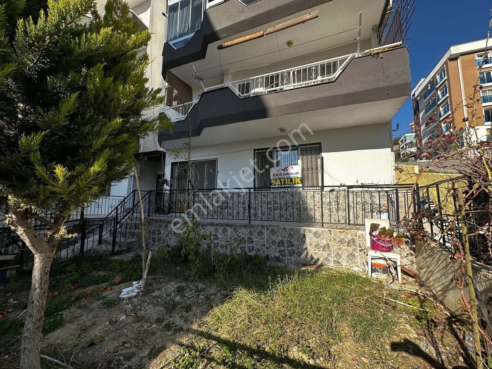 Kuşadası Ege Mah. Keyifli Bahçe Kullanımına Sahip 3+1 - Görsel 3