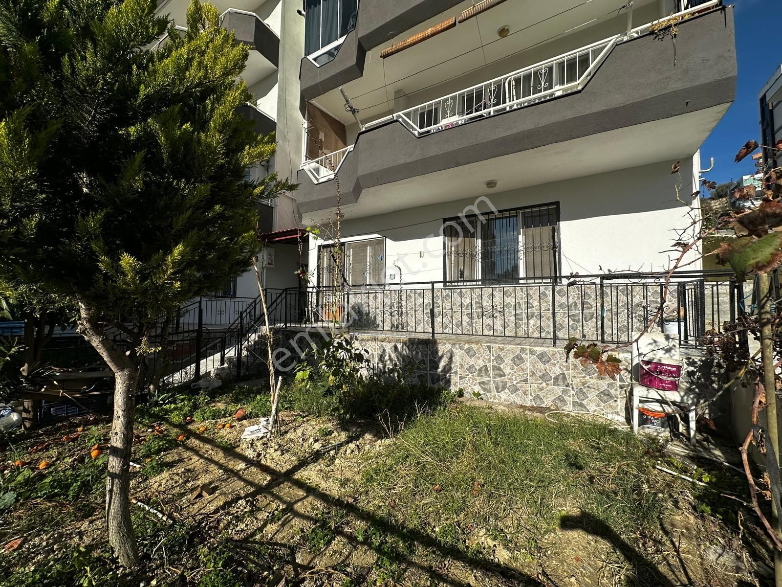 Kuşadası Ege Mah. Keyifli Bahçe Kullanımına Sahip 3+1 - Görsel 13