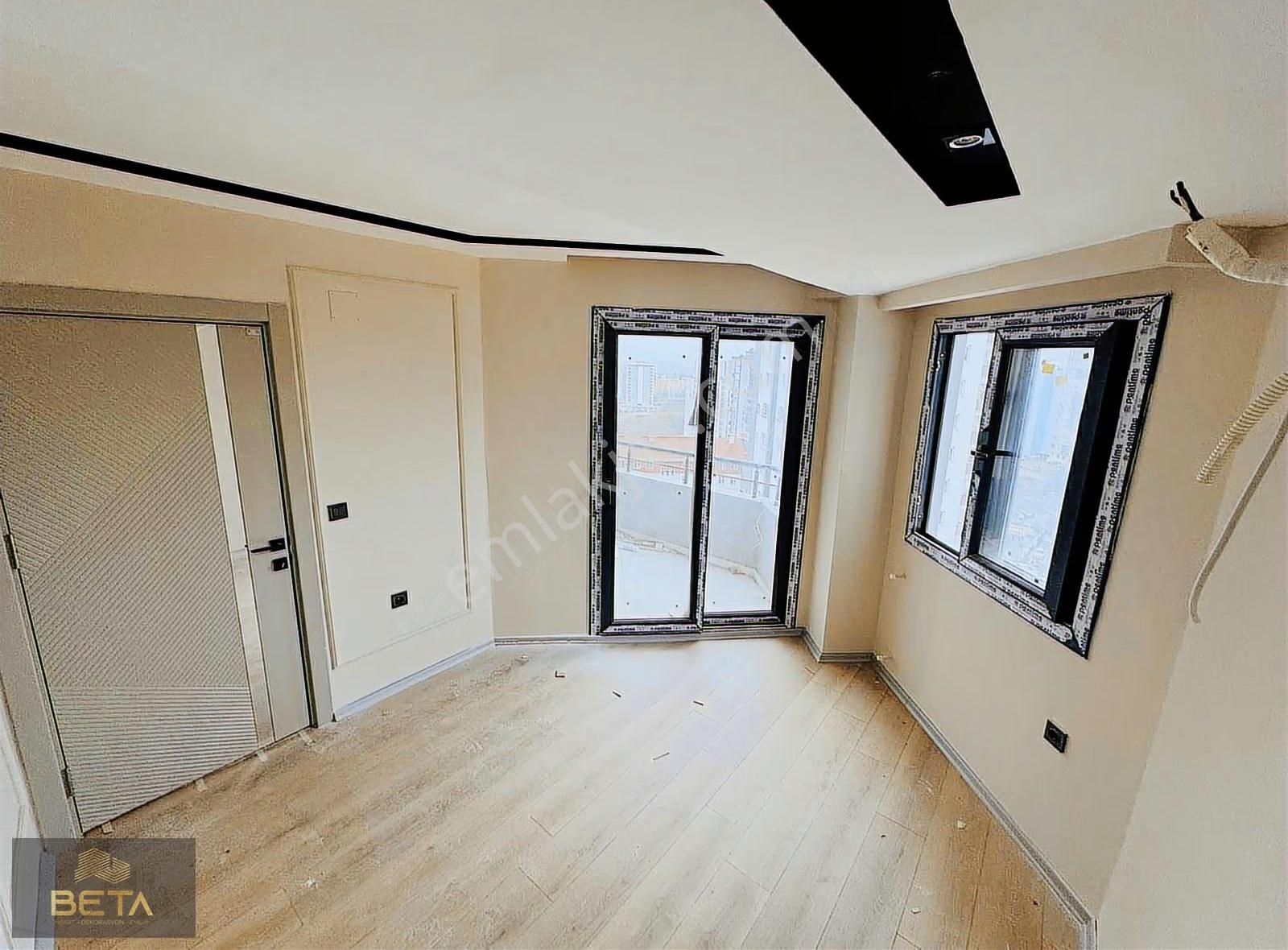 Bölgenin En Güzel 1+1 Lerinden Oturuma Hazır Güney Batı Cephe - Görsel 8