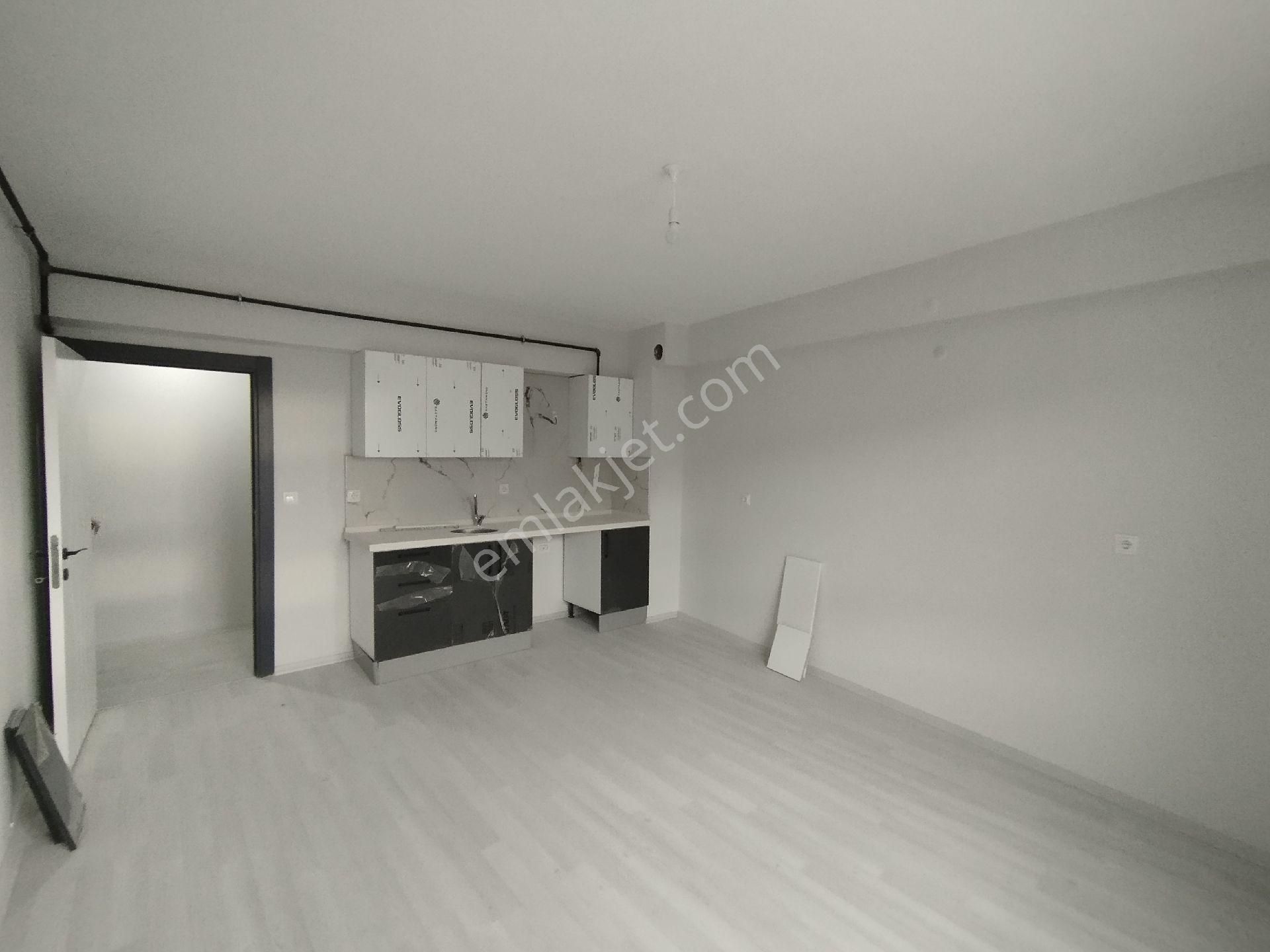 Zafer Mahallesinde Merkezi Konumda Sıfır 1+1 Daire - Görsel 9