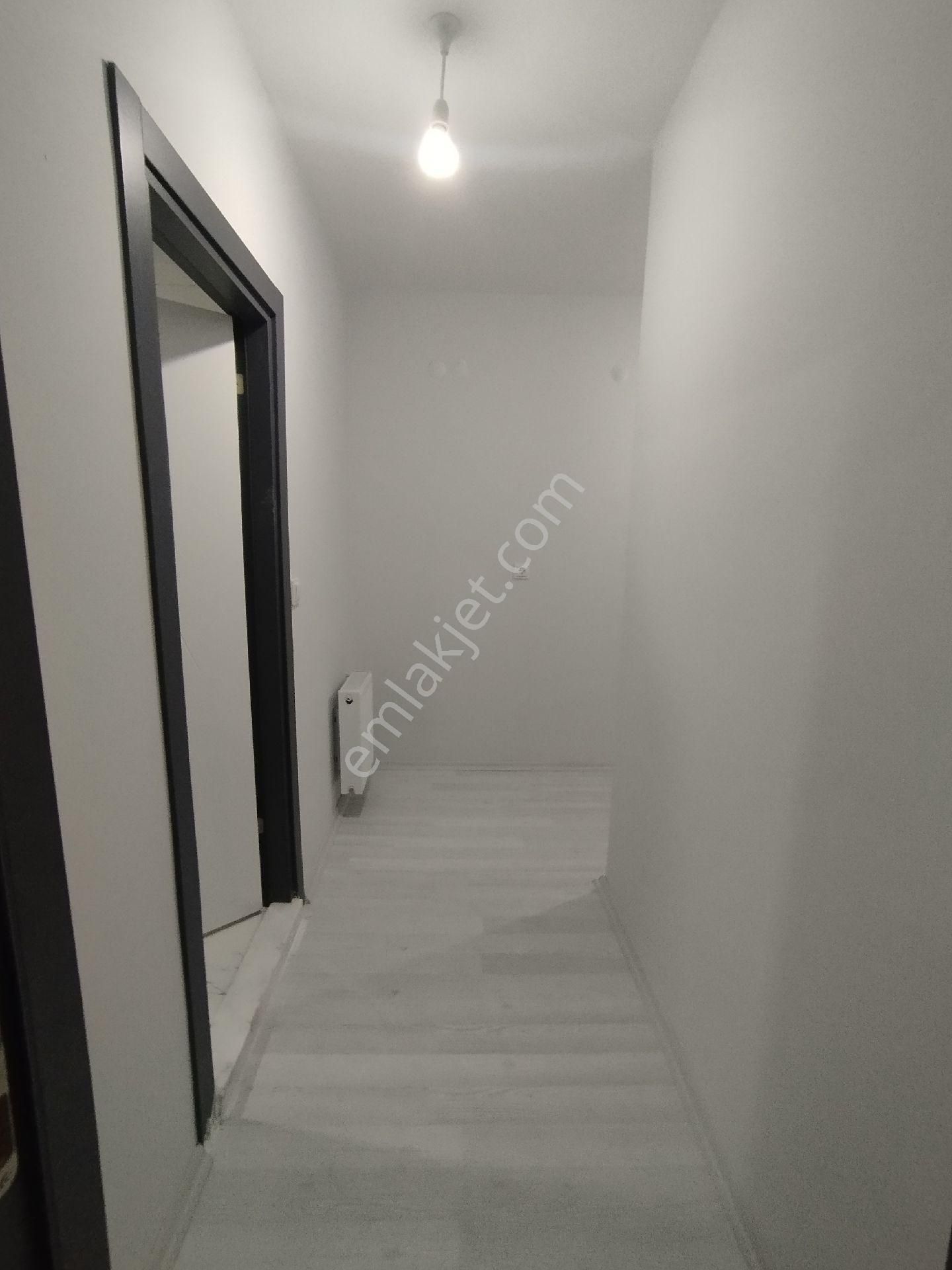 Zafer Mahallesinde Merkezi Konumda Sıfır 1+1 Daire - Görsel 6