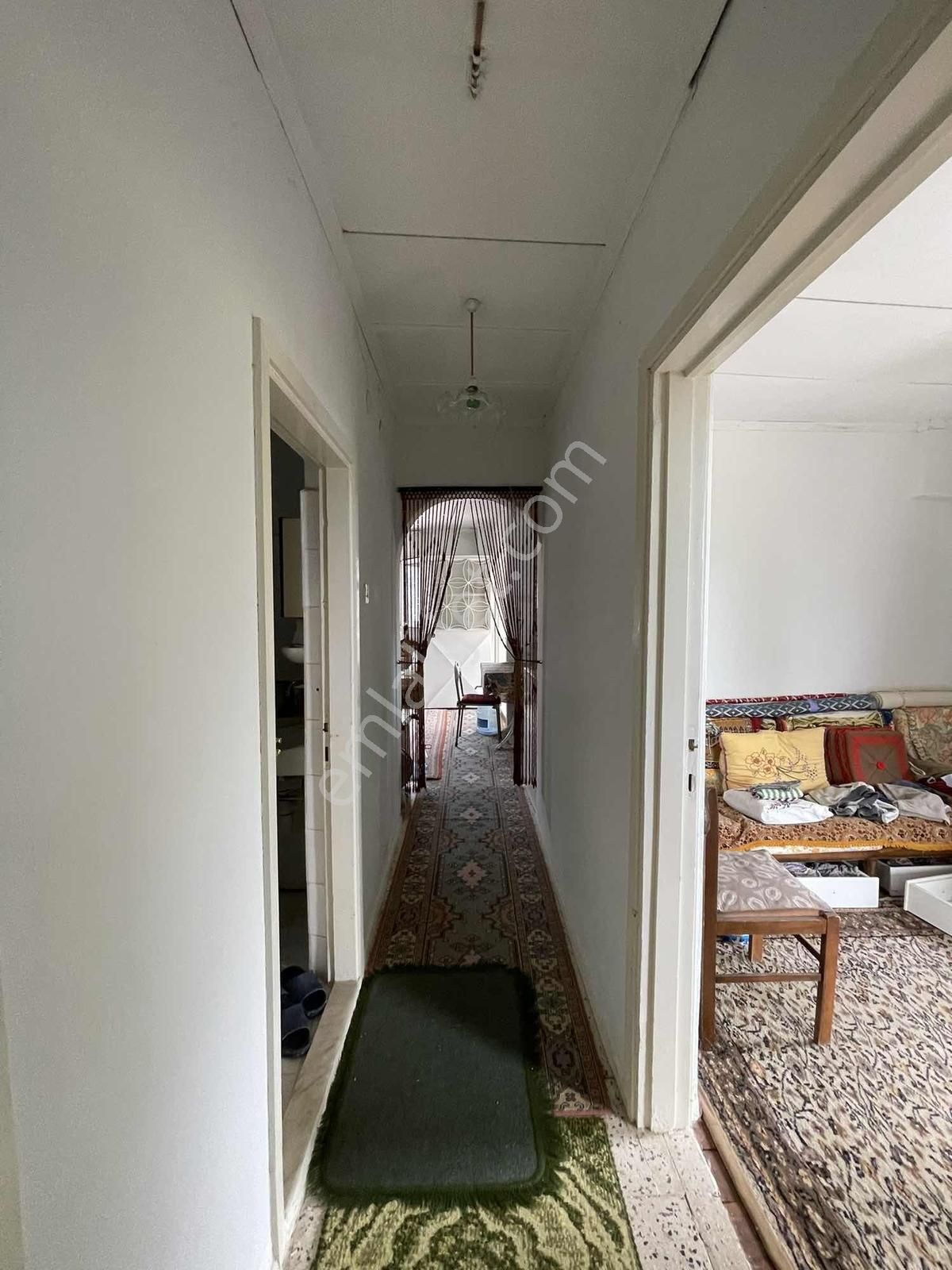 Tırazlı Köyünde Şehre Yakın Yazlık Tadında Müstakil Ev - Görsel 14