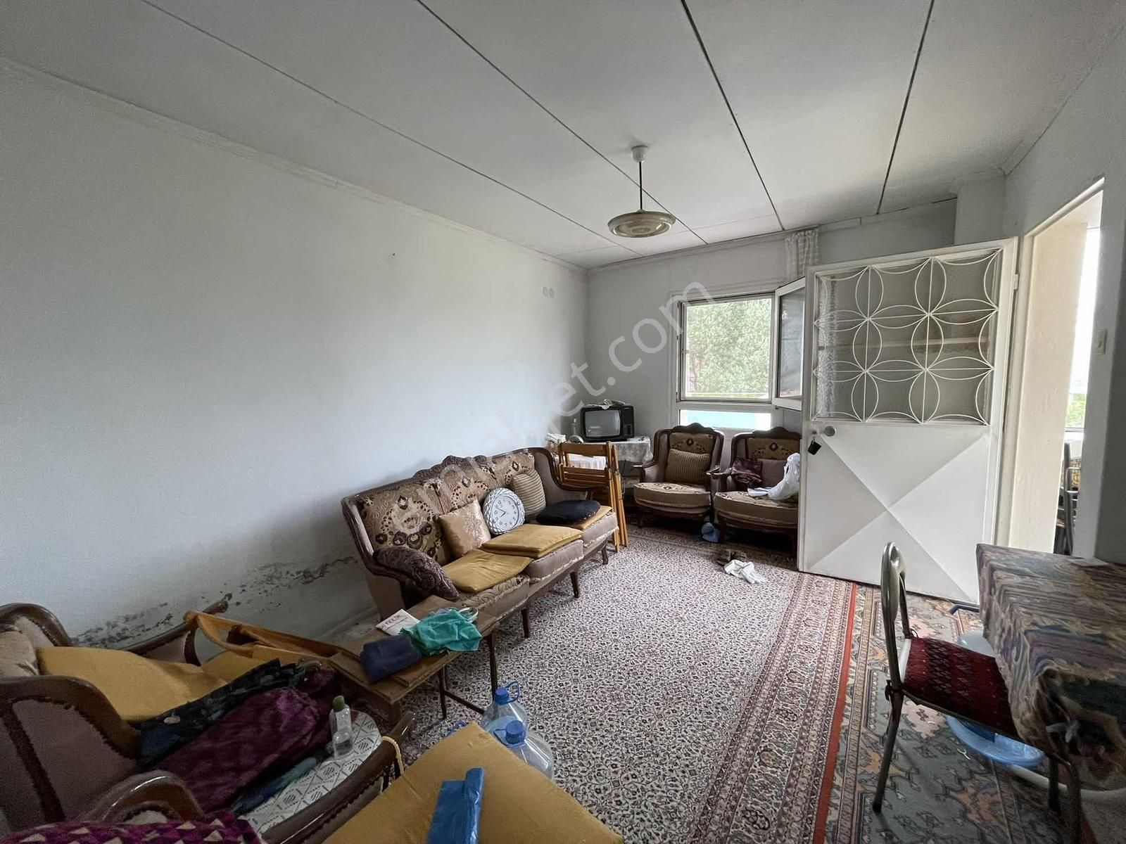 Tırazlı Köyünde Şehre Yakın Yazlık Tadında Müstakil Ev - Görsel 16