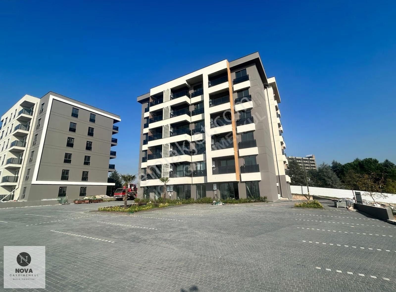 Nova'dan Doğanköy Cadde Üzeri Lüks Eşyalı Satılık 1+1 Daire - Görsel 32