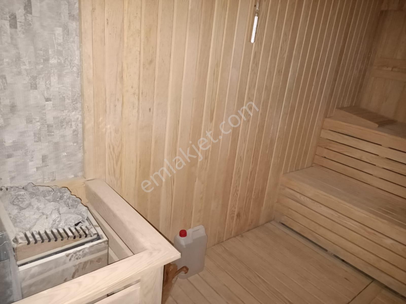 Sarısuda Lüks Site İçerisinde Giriş Kat Amerikan Mutfak Ebeveyn Banyolu 3+1 Kiralık Daire - Görsel 14