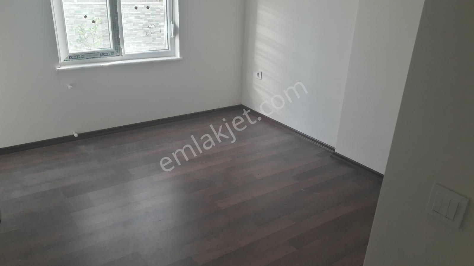Sarısuda Lüks Site İçerisinde Giriş Kat Amerikan Mutfak Ebeveyn Banyolu 3+1 Kiralık Daire - Görsel 28