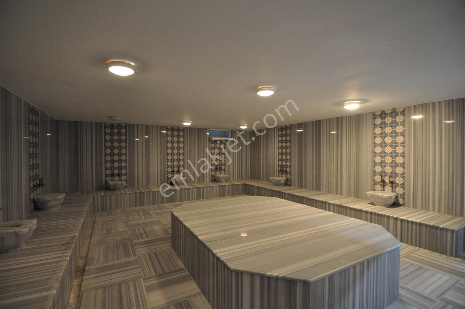 Sarısuda Lüks Site İçerisinde Giriş Kat Amerikan Mutfak Ebeveyn Banyolu 3+1 Kiralık Daire - Görsel 12