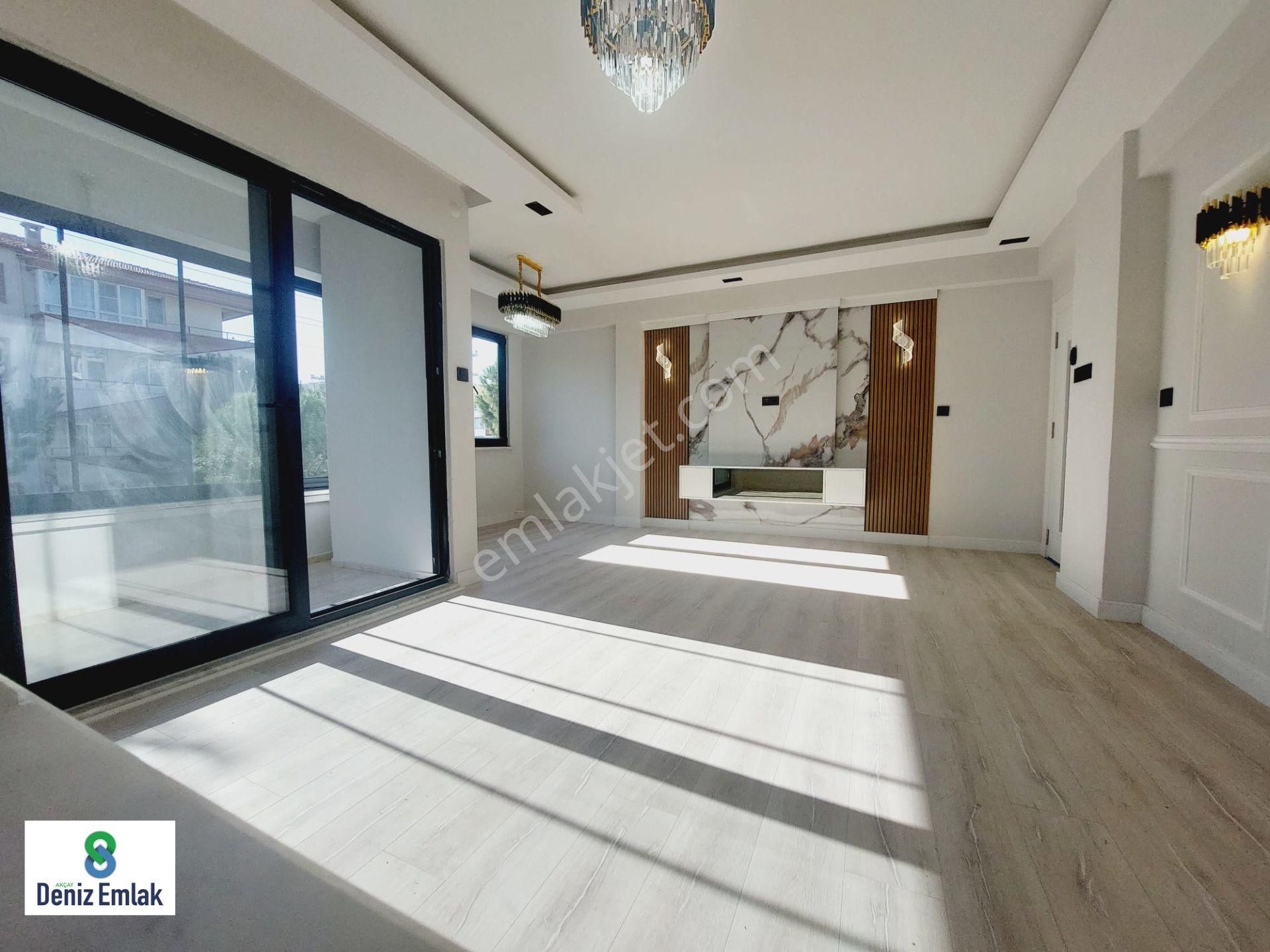 Denizden Akçayda Öncephe Arakat Lüks Dizayn Edilmiş Satılık 2+1 Daire. - Görsel 14