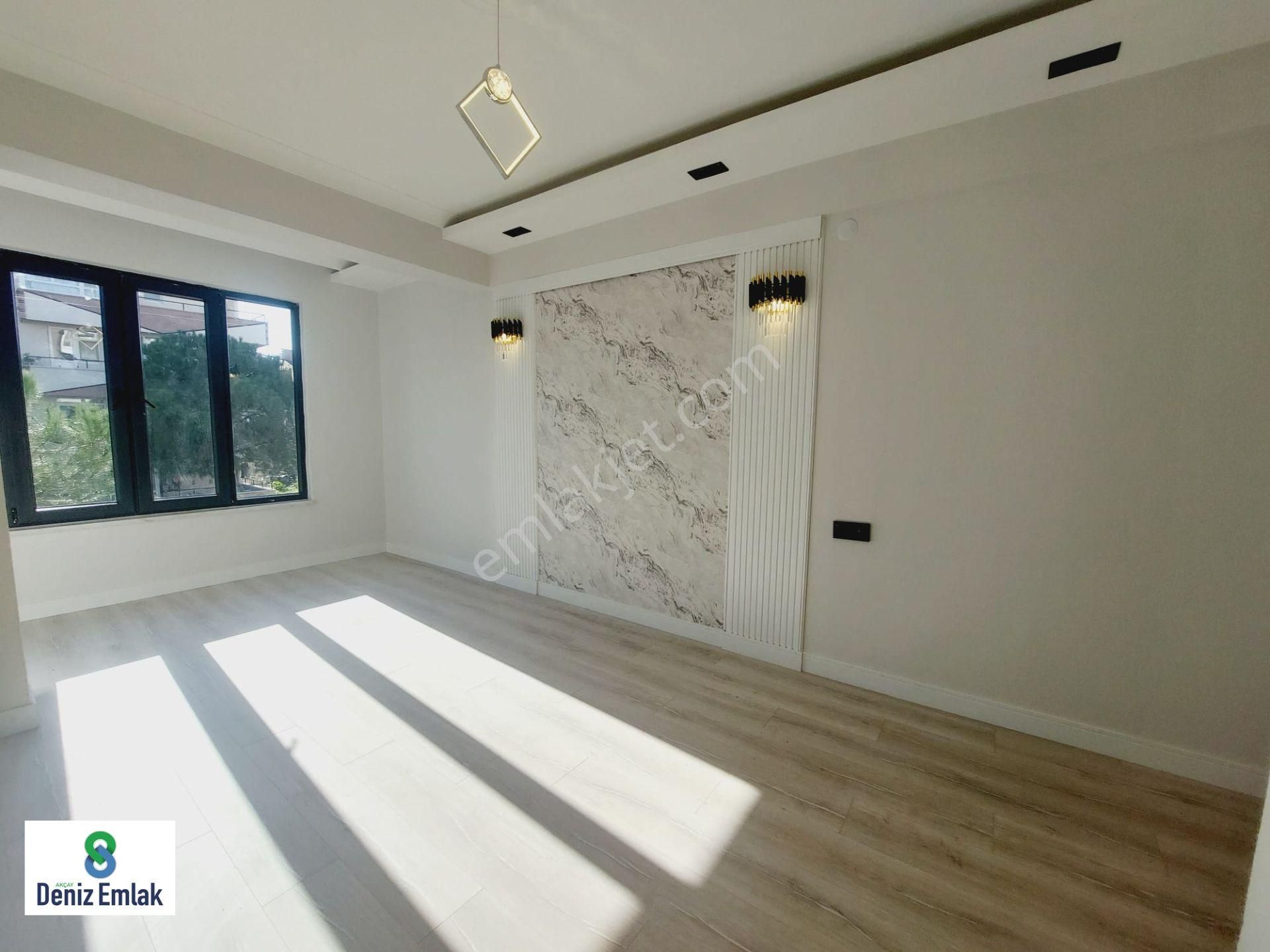 Denizden Akçayda Öncephe Arakat Lüks Dizayn Edilmiş Satılık 2+1 Daire. - Görsel 34
