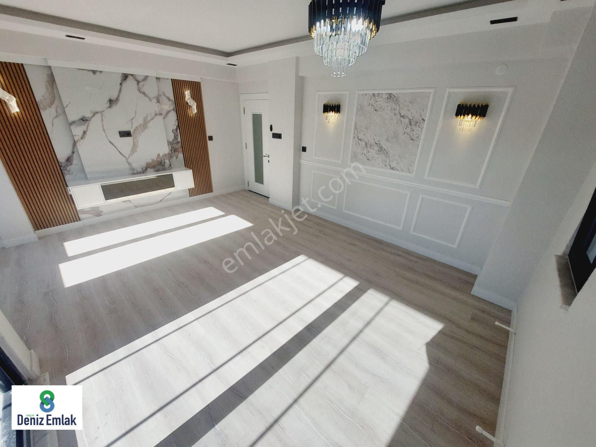 Denizden Akçayda Öncephe Arakat Lüks Dizayn Edilmiş Satılık 2+1 Daire. - Görsel 33
