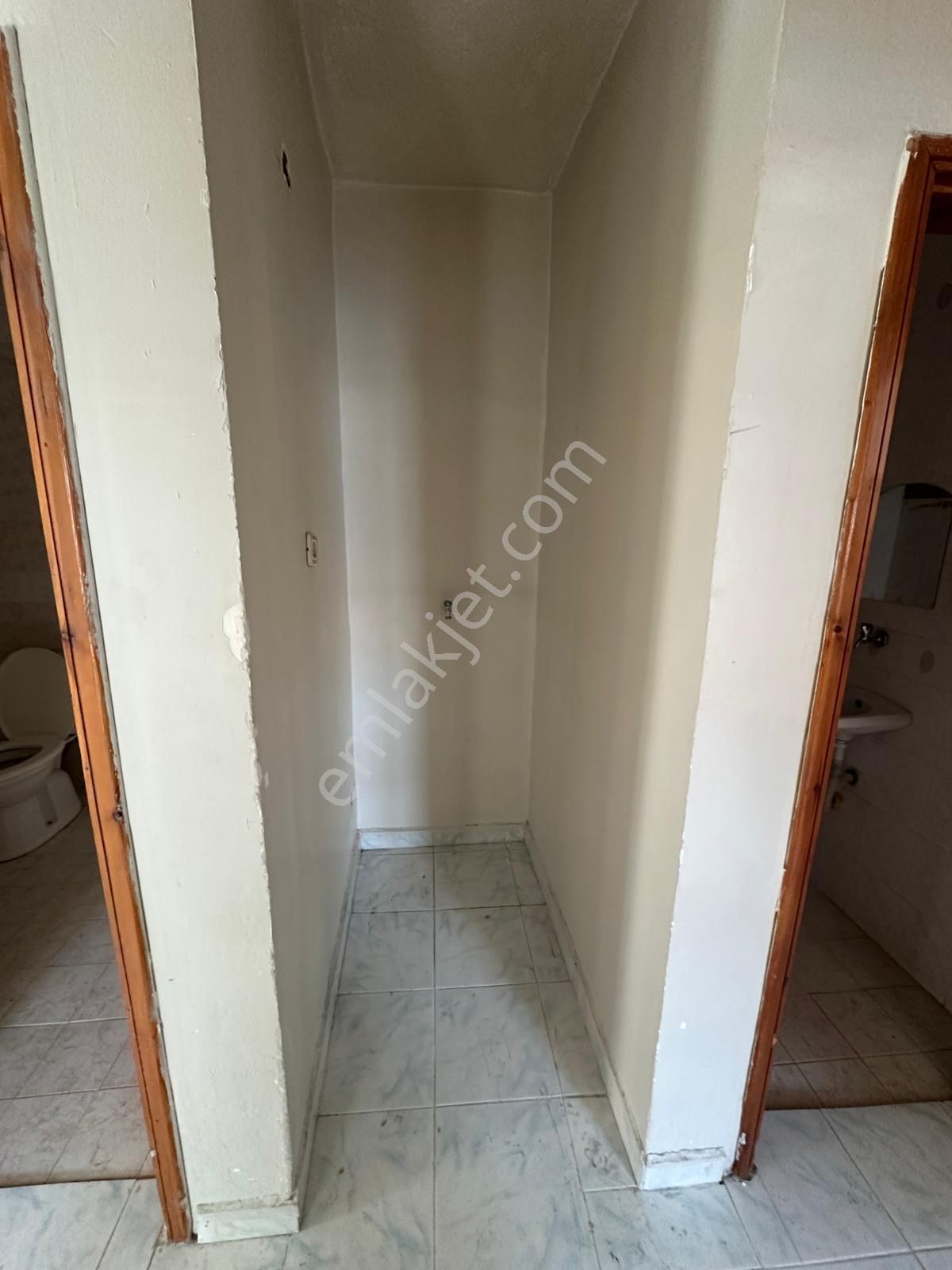 Kartaltepe Mahallesinde Sibel İsmet Çatık İlkokulu Yanında Kiralık Daire - Görsel 14