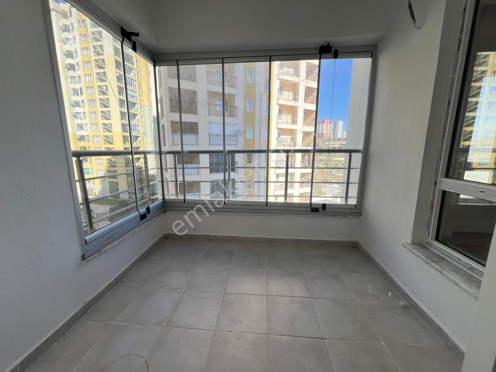 Kuşadası Değirmenderede Avm Bölgesinde 2+1 Satılık Daire - Görsel 11