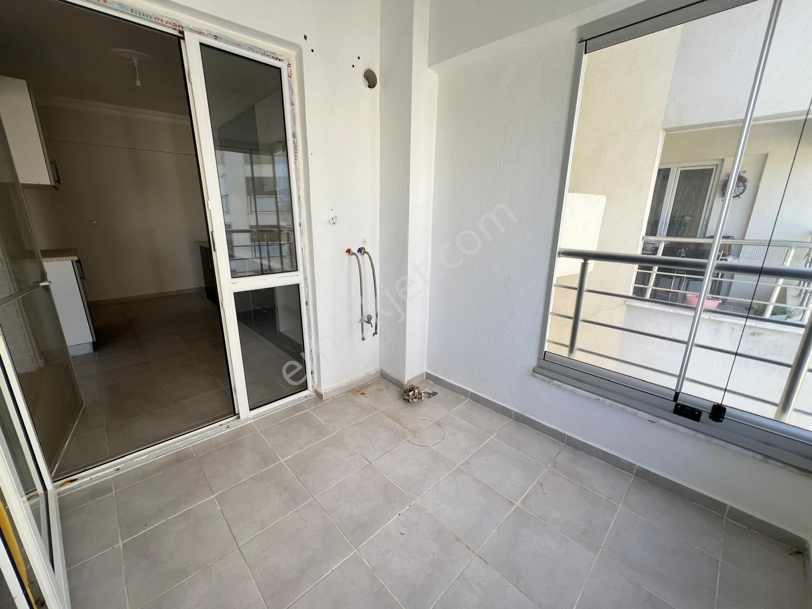 Kuşadası Değirmenderede Avm Bölgesinde 2+1 Satılık Daire - Görsel 12