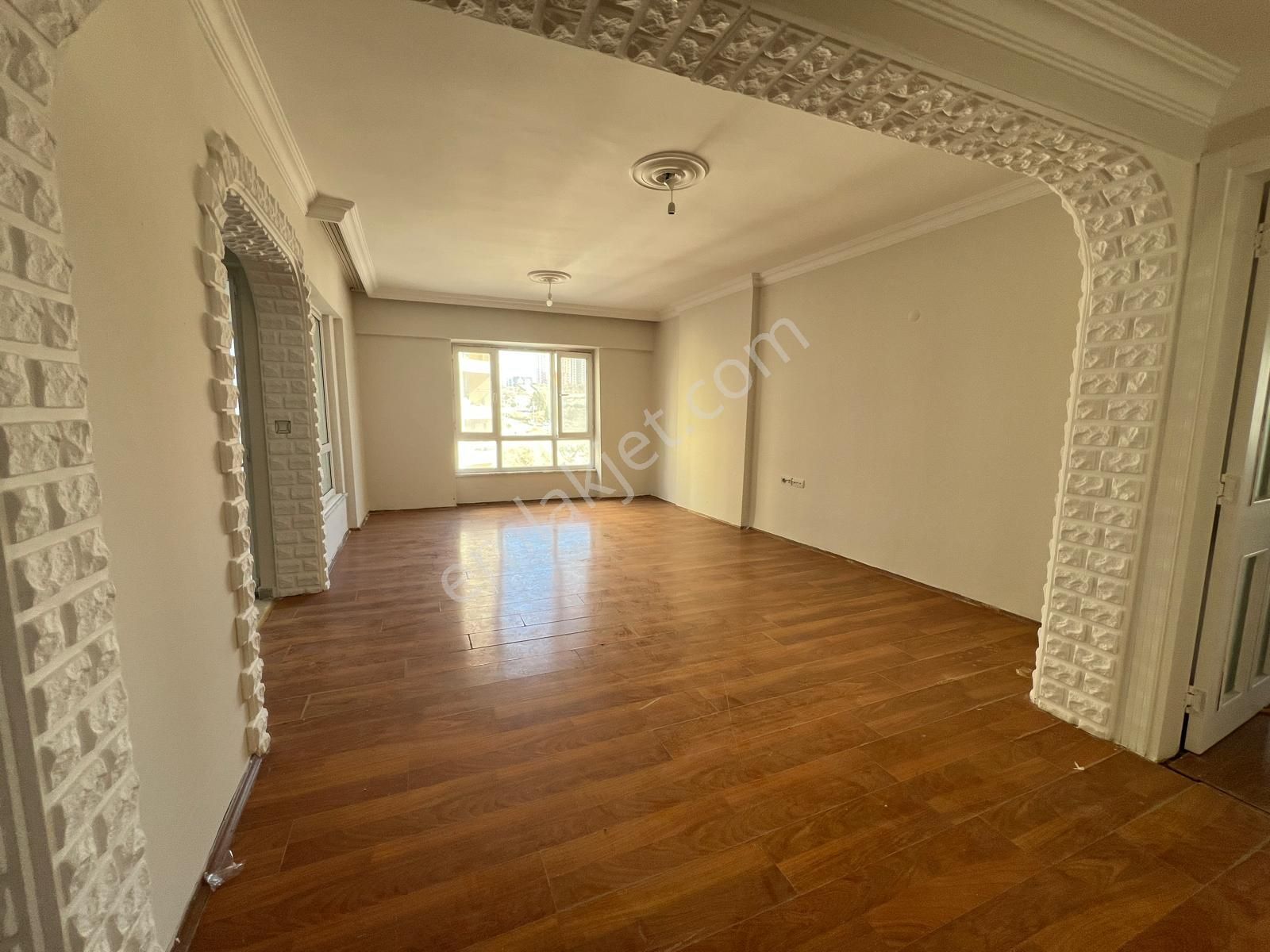 Kuşadası Değirmenderede Avm Bölgesinde 2+1 Satılık Daire - Görsel 9