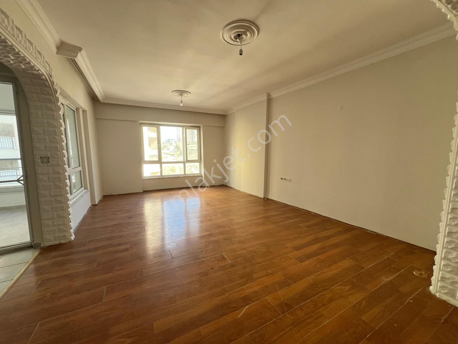 Kuşadası Değirmenderede Avm Bölgesinde 2+1 Satılık Daire - Görsel 5