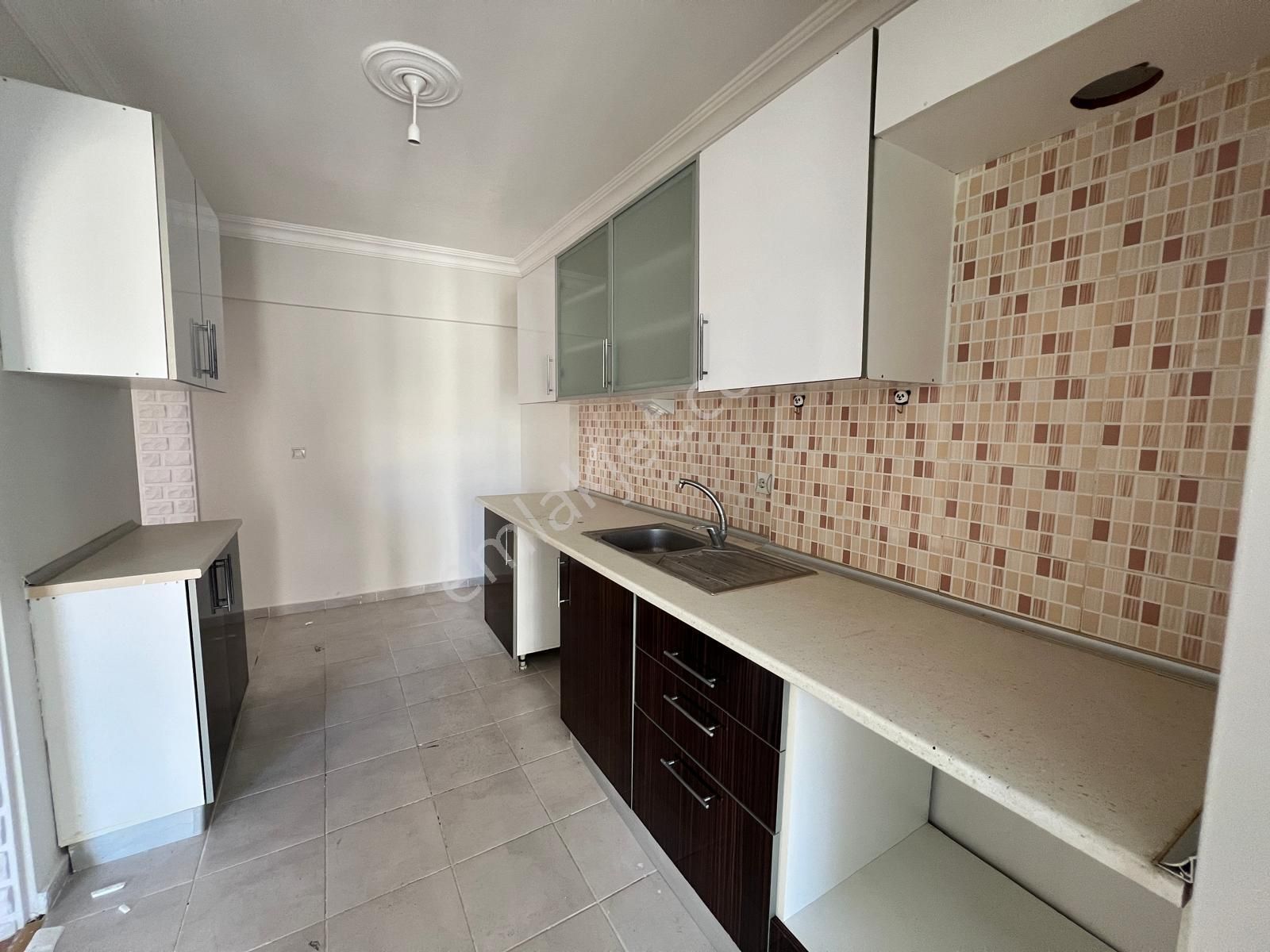 Kuşadası Değirmenderede Avm Bölgesinde 2+1 Satılık Daire - Görsel 17