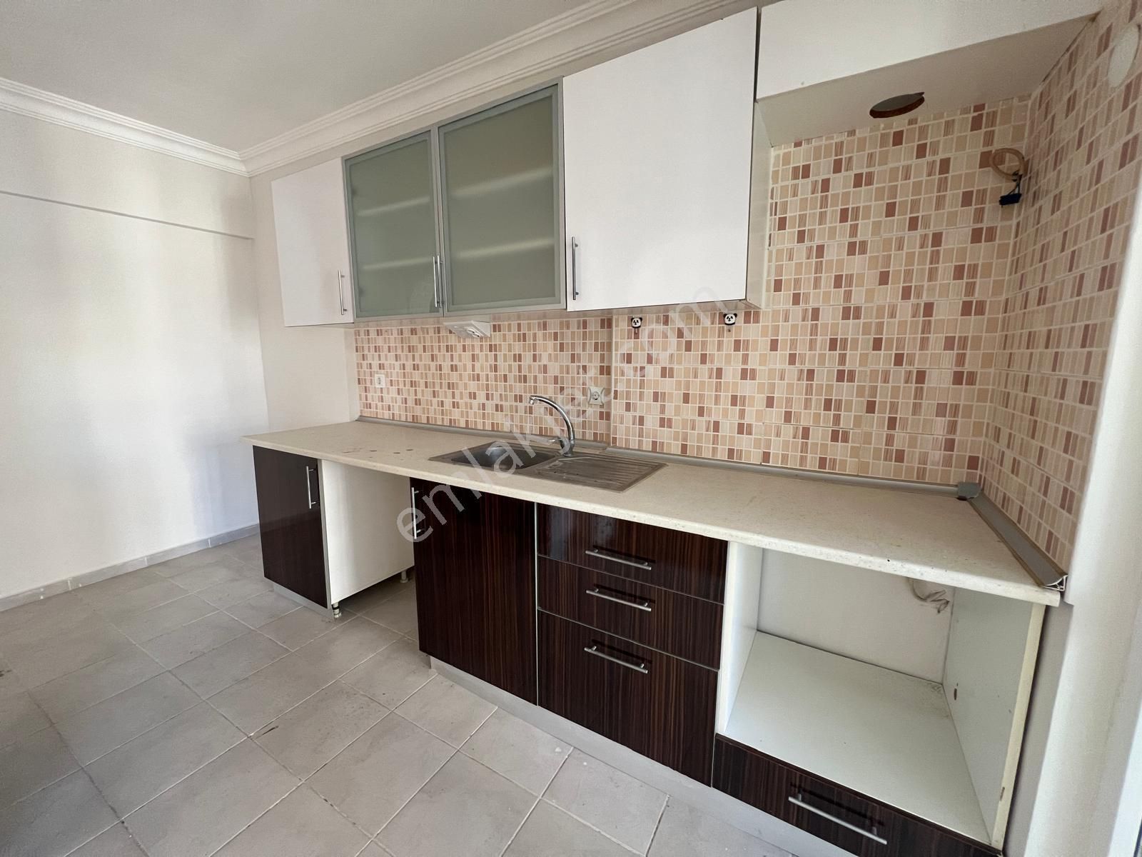 Kuşadası Değirmenderede Avm Bölgesinde 2+1 Satılık Daire - Görsel 15