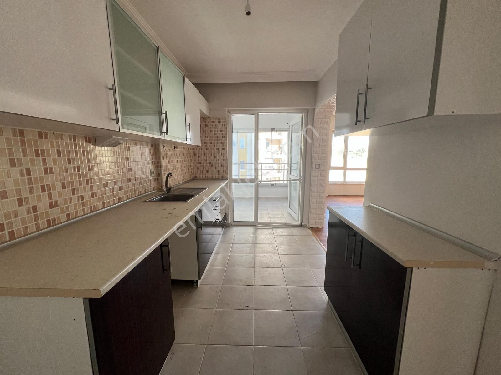 Kuşadası Değirmenderede Avm Bölgesinde 2+1 Satılık Daire - Görsel 14