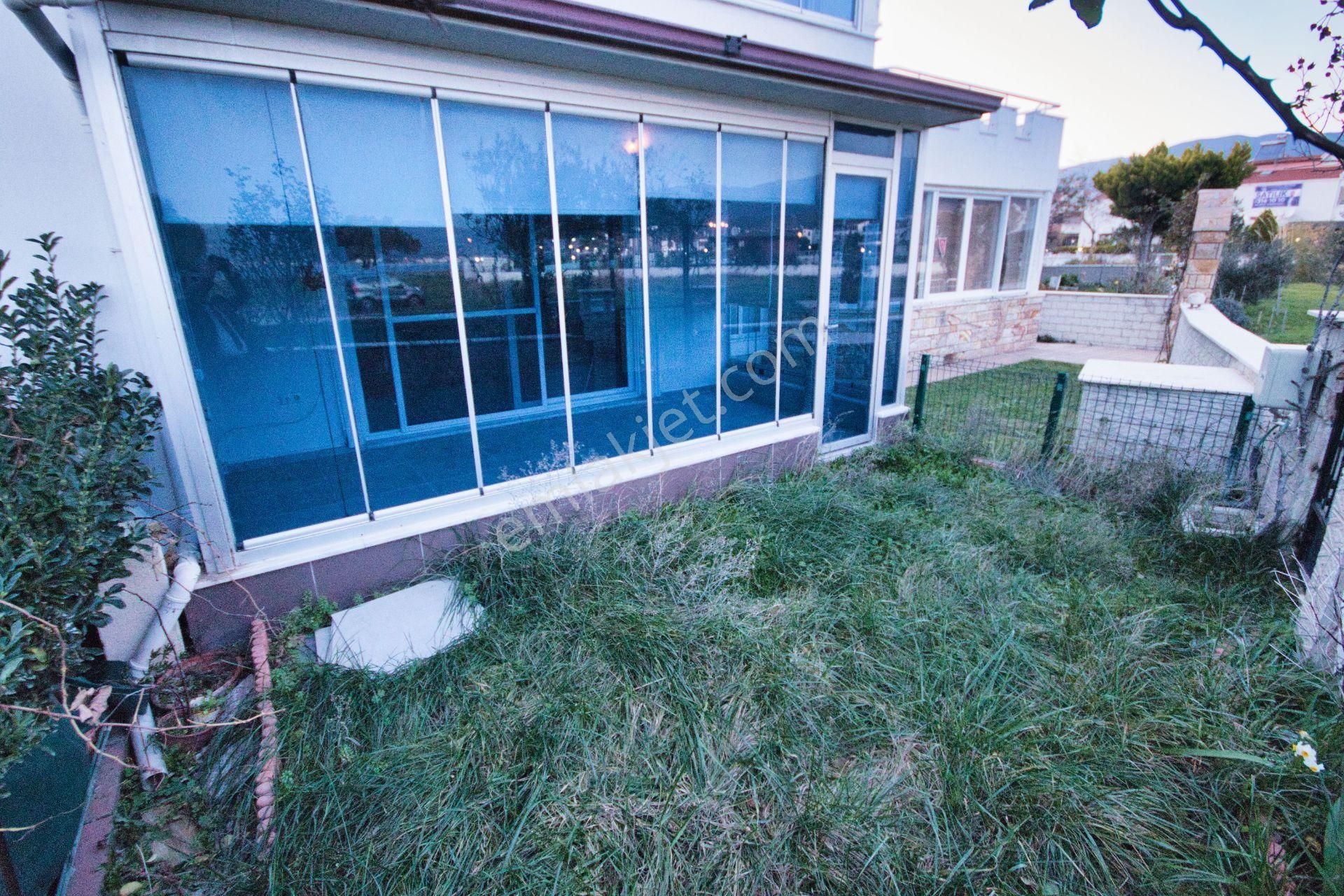 🔴🔴aktiften Güre'de Huzuru Kucaklayacağınız Denize 20 Metre Mesafede Bahçeli 2+1 Müstakil Villa