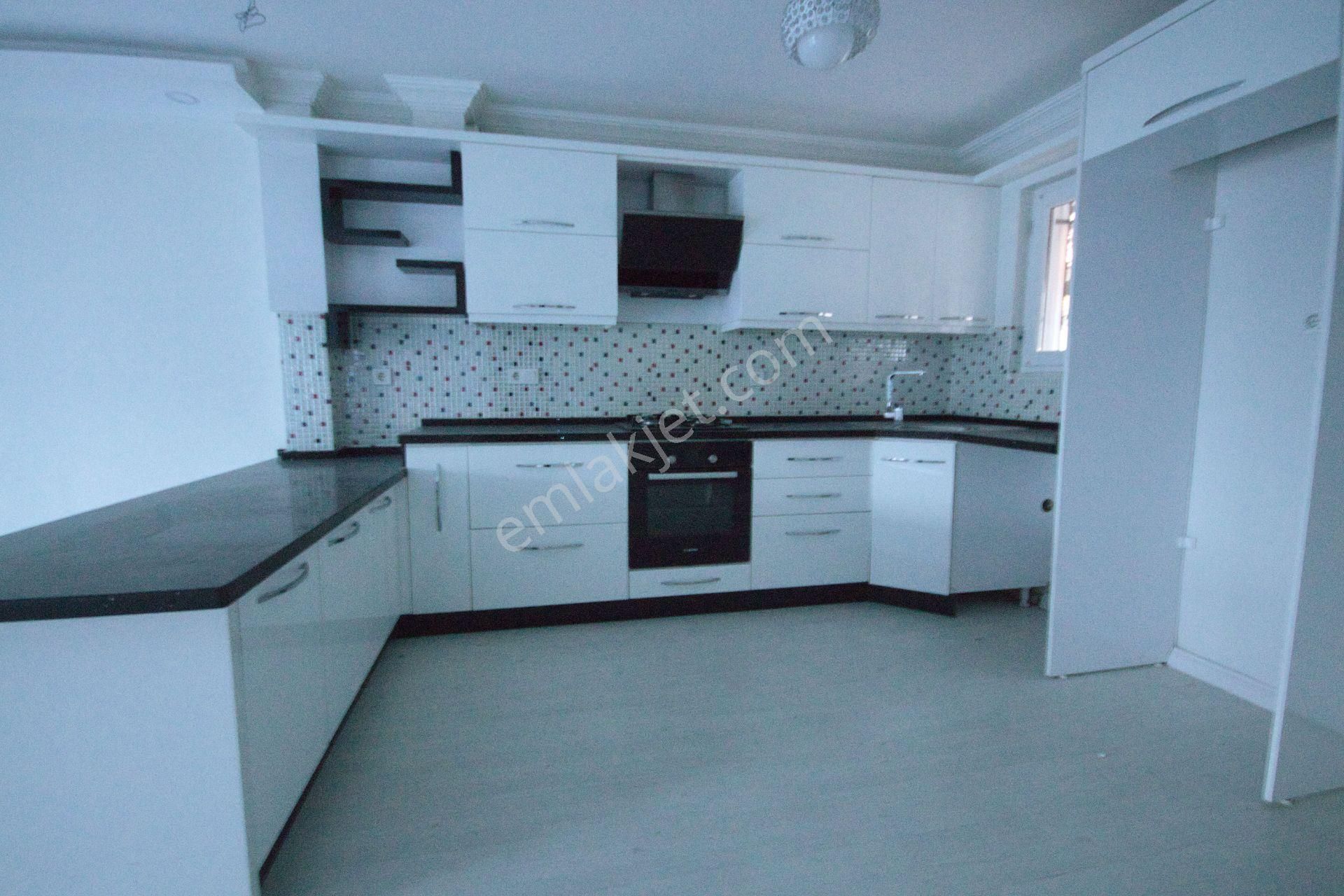 🔴🔴aktiften Güre'de Huzuru Kucaklayacağınız Denize 20 Metre Mesafede Bahçeli 2+1 Müstakil Villa - Görsel 2