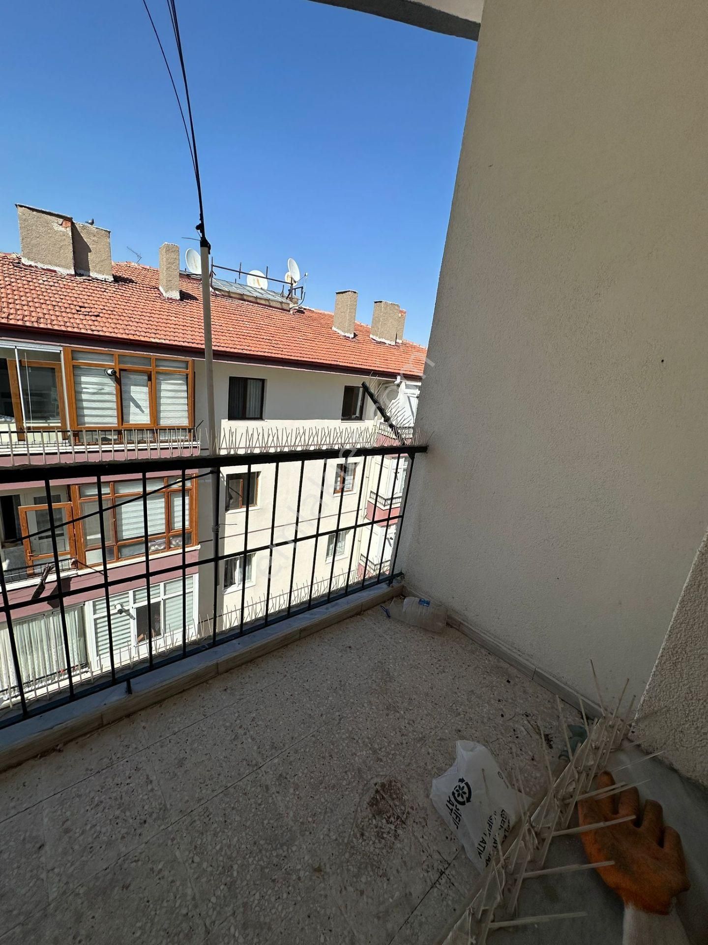 Kartaltepe Mahallesinde Salı Pazarına 50 Metre Mesafede 6+1 Dubleks Daire - Görsel 23