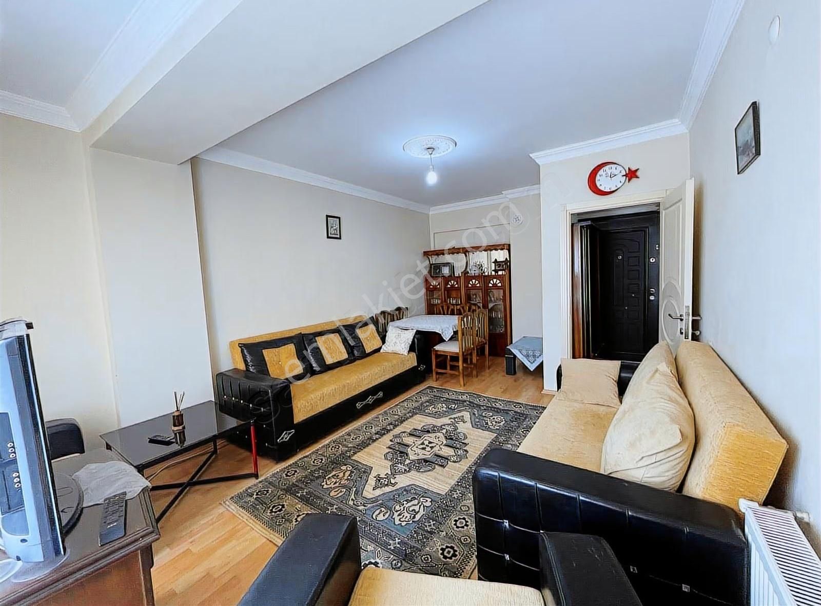 Uzay Emlaktan Çanakkale Troya Caddesıne Yakin Eşyalı Daire - Görsel 2