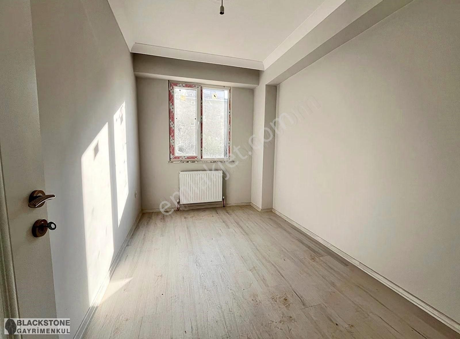 Blackstone'dan Merve Mah. Satılık Otoparklı 3+1 Bahçe Katı - Görsel 15