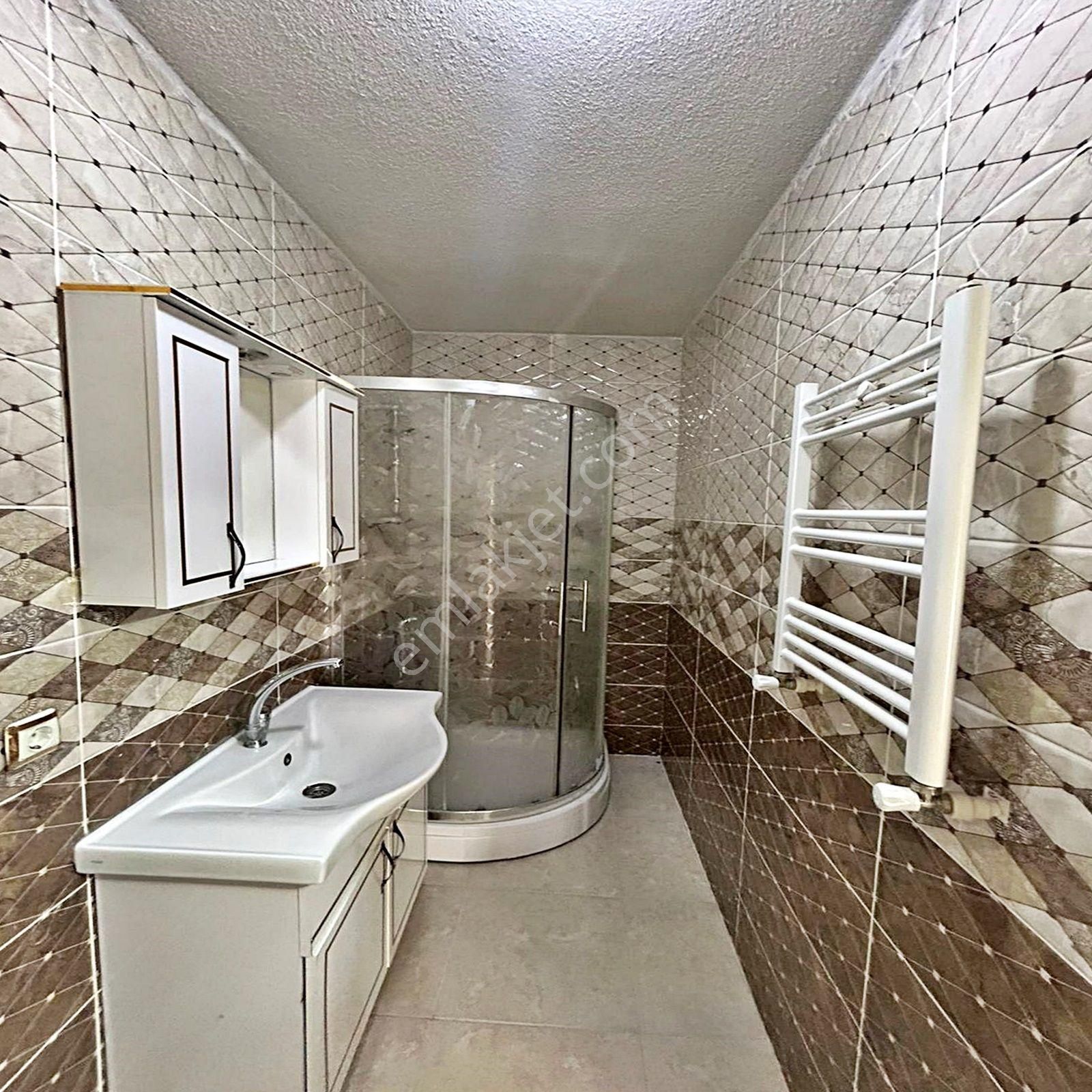 Esenyurt Bağlarçeşme Mahallesinde Lüks 2+1 Balkonlu Arakat Daire - Görsel 9