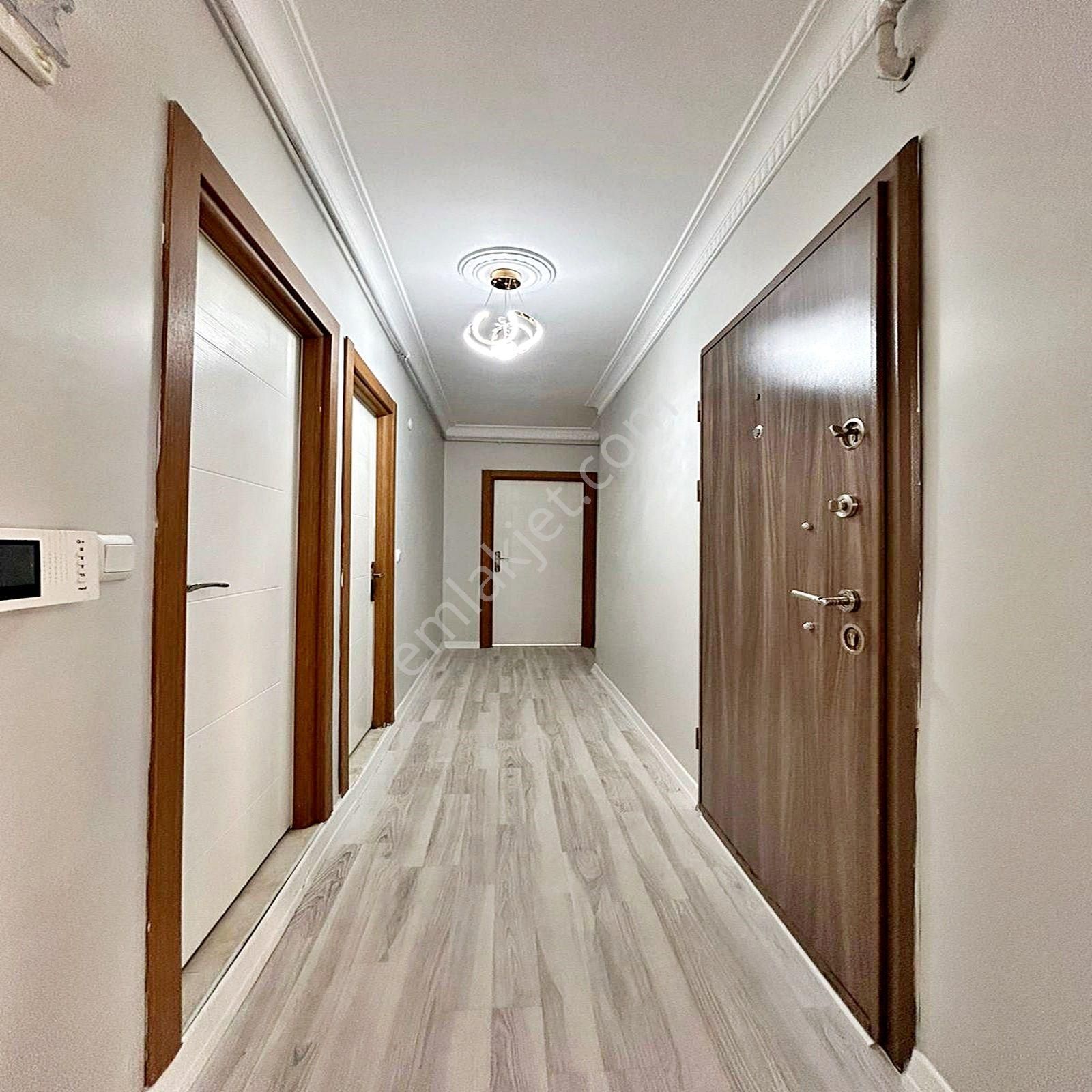 Esenyurt Bağlarçeşme Mahallesinde Lüks 2+1 Balkonlu Arakat Daire - Görsel 16