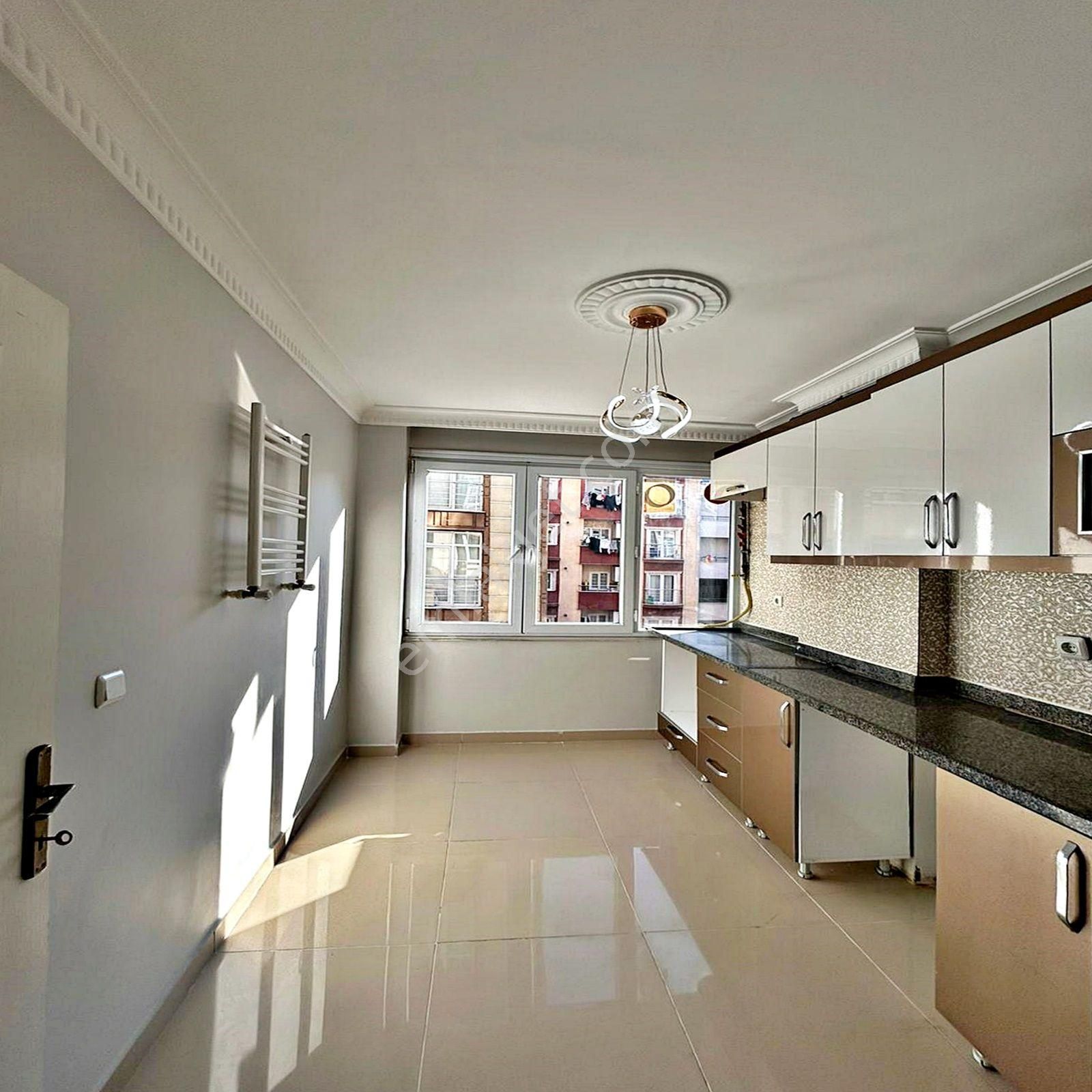 Esenyurt Bağlarçeşme Mahallesinde Lüks 2+1 Balkonlu Arakat Daire - Görsel 31