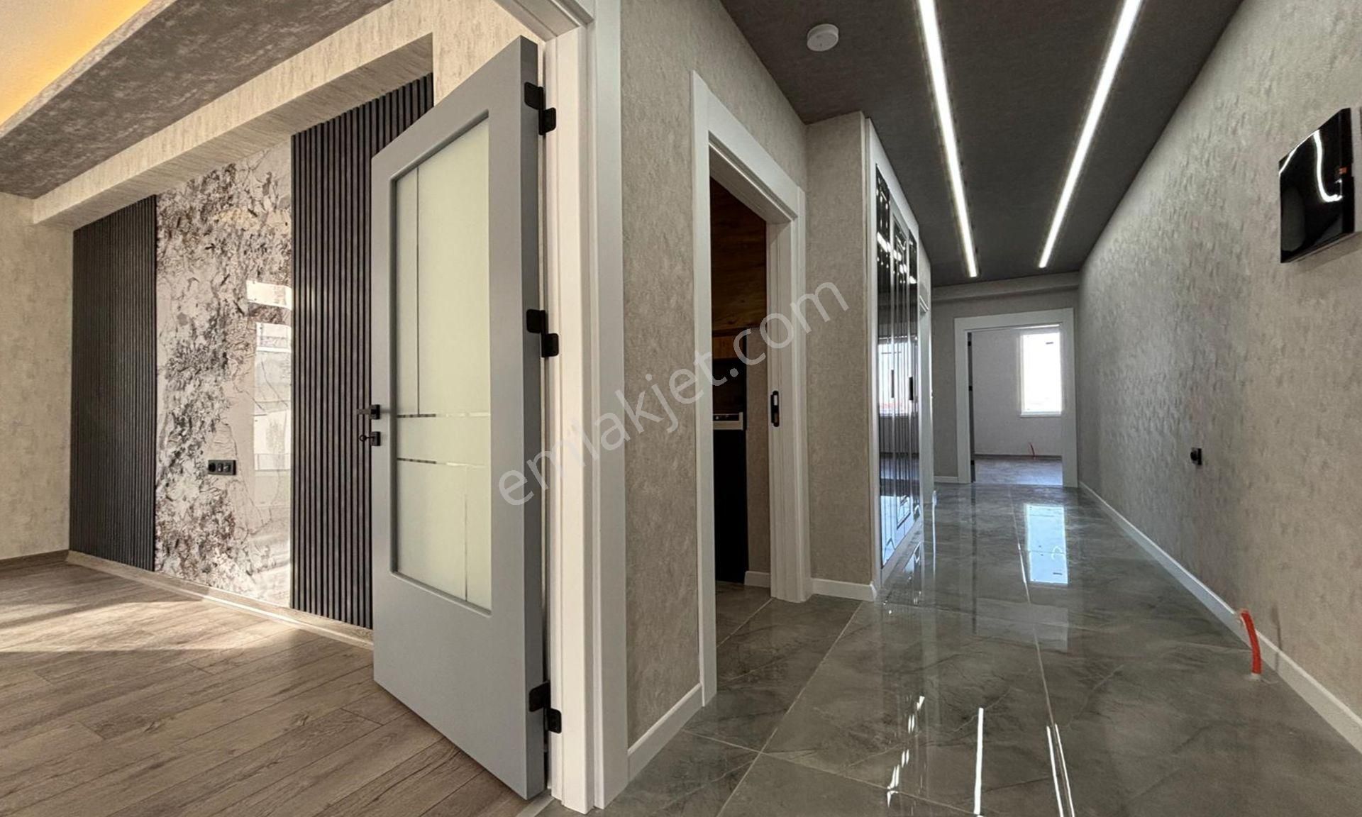 Bulvar Gayrimenkul Güvencesiyle Muhteşem Mimarisi İle Sıfır 3+1!