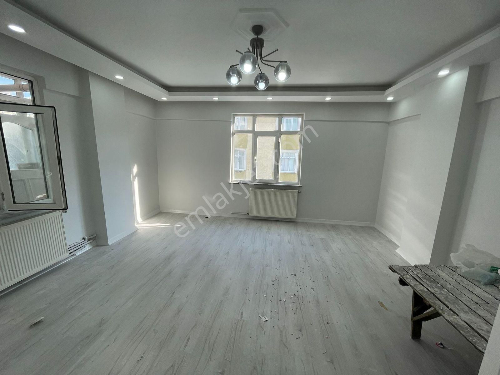 Aydoğan'dan Masrafsız Merkezi Geniş Ferah Satılık Ara Kat Daire - Görsel 12