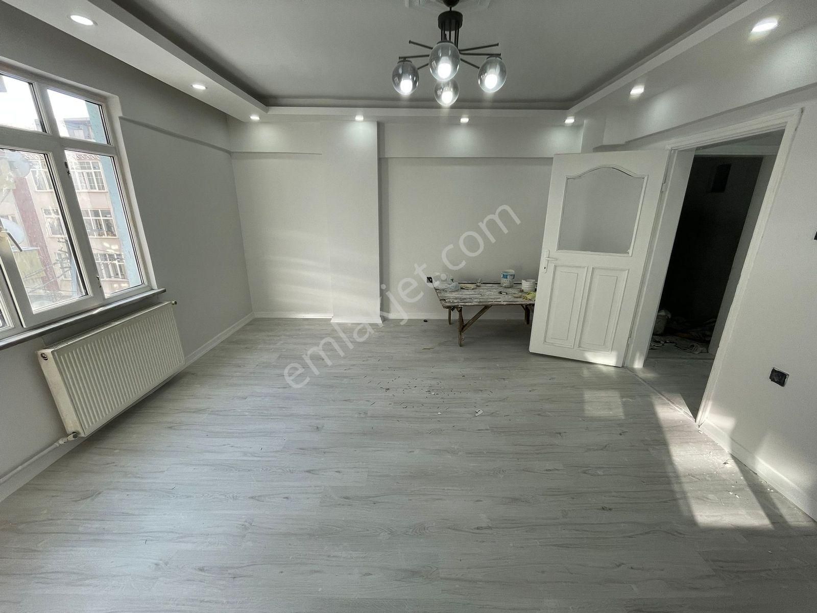 Aydoğan'dan Masrafsız Merkezi Geniş Ferah Satılık Ara Kat Daire - Görsel 5