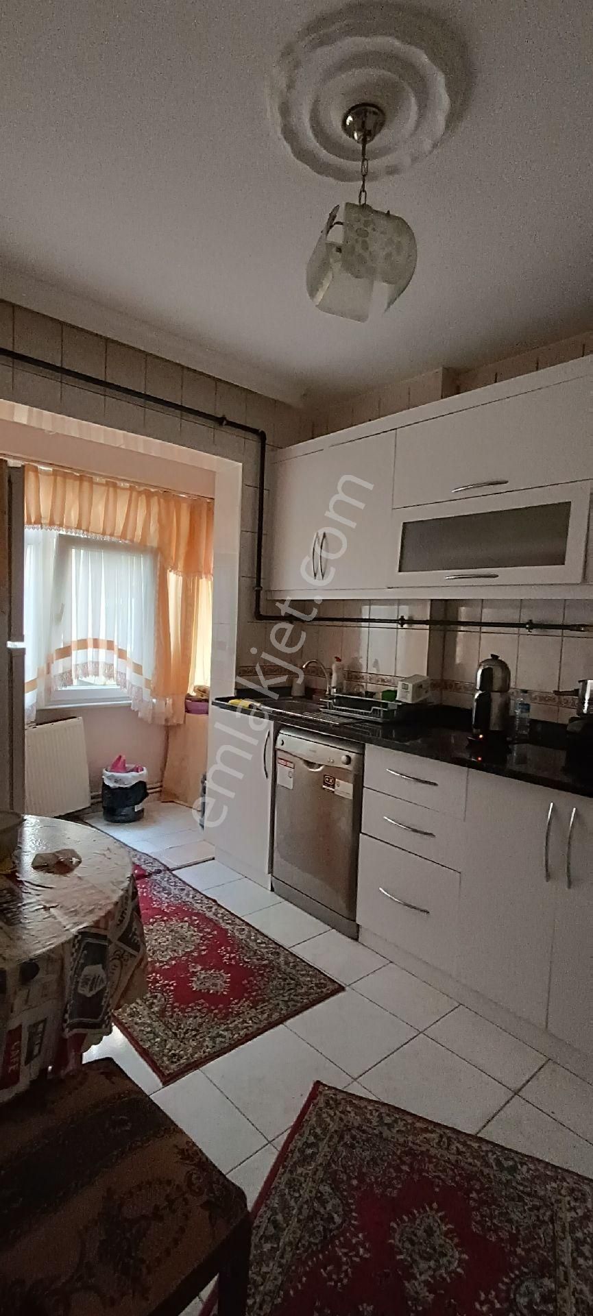 Küçükköy Merkezde Satılık 3+1 Geniş Daire - Görsel 22