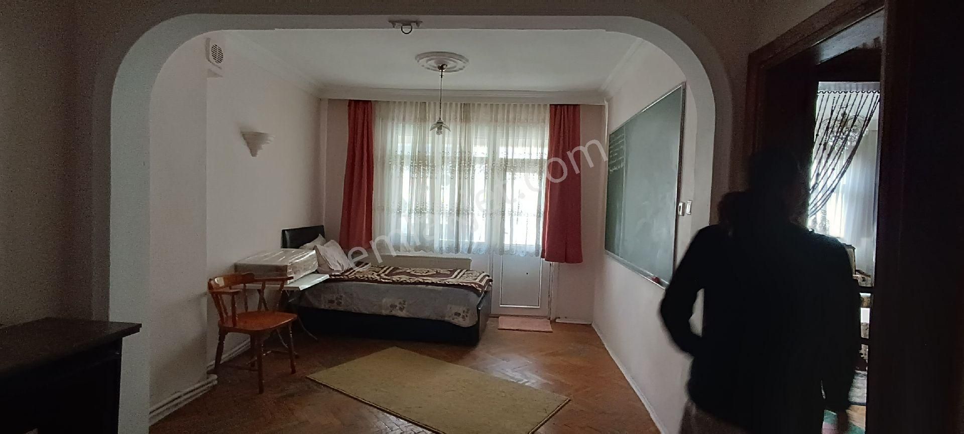 Küçükköy Merkezde Satılık 3+1 Geniş Daire - Görsel 28