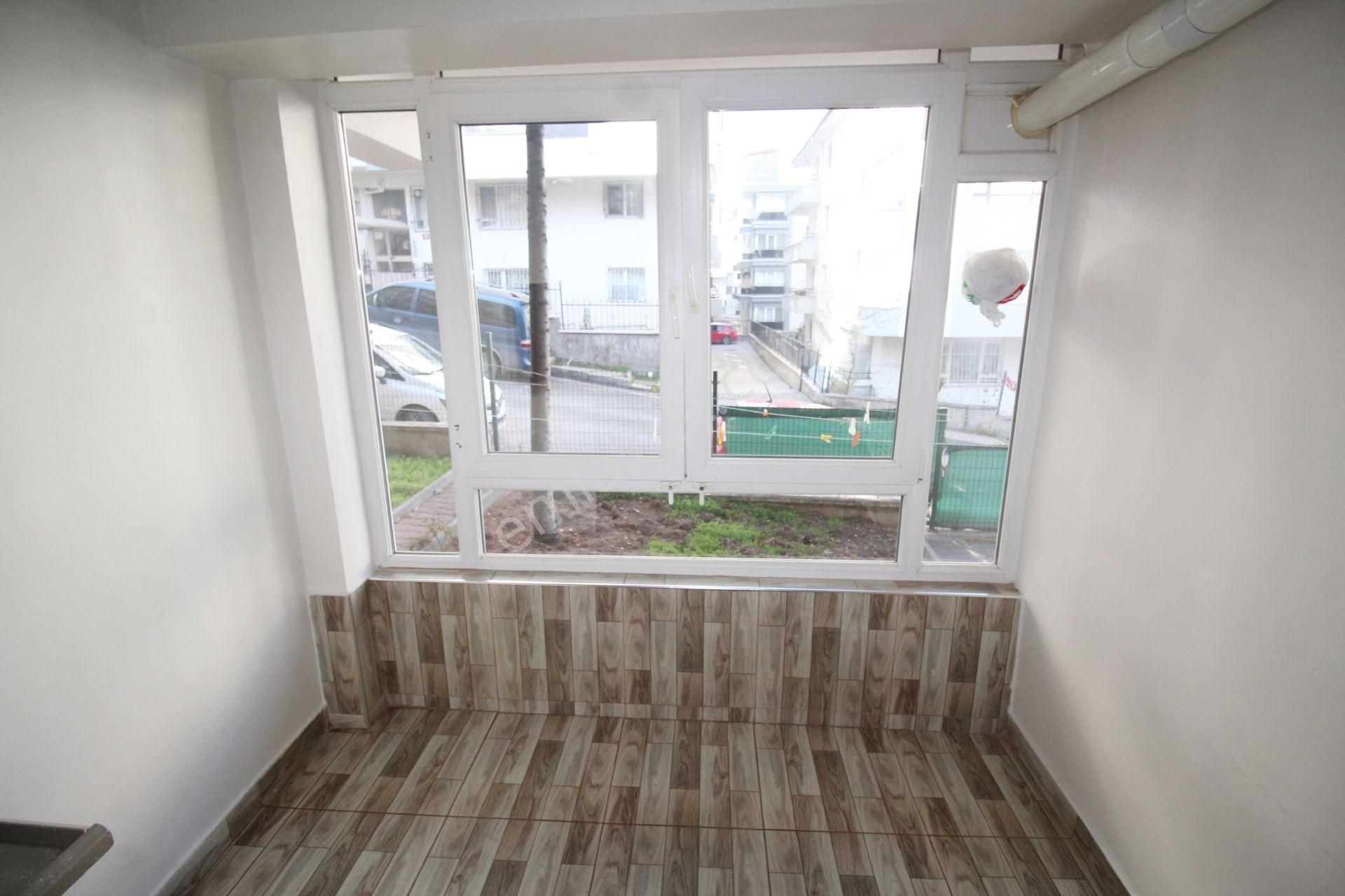 Krc'den Şahintepe Mahallesinde Caddeye 2 Bina Mesafede 3+1 Kiralık Daire - Görsel 3