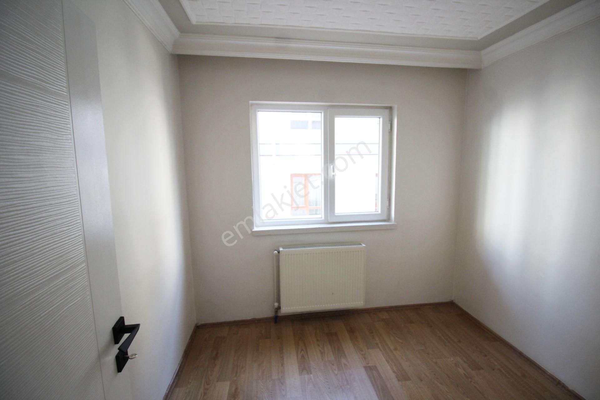 Krc'den Şahintepe Mahallesinde Caddeye 2 Bina Mesafede 3+1 Kiralık Daire - Görsel 10