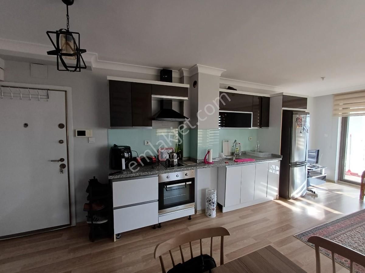 Turyap’tan Teraslı-geniş- Eşyalı 1+1 Dubleks Daire - Görsel 4