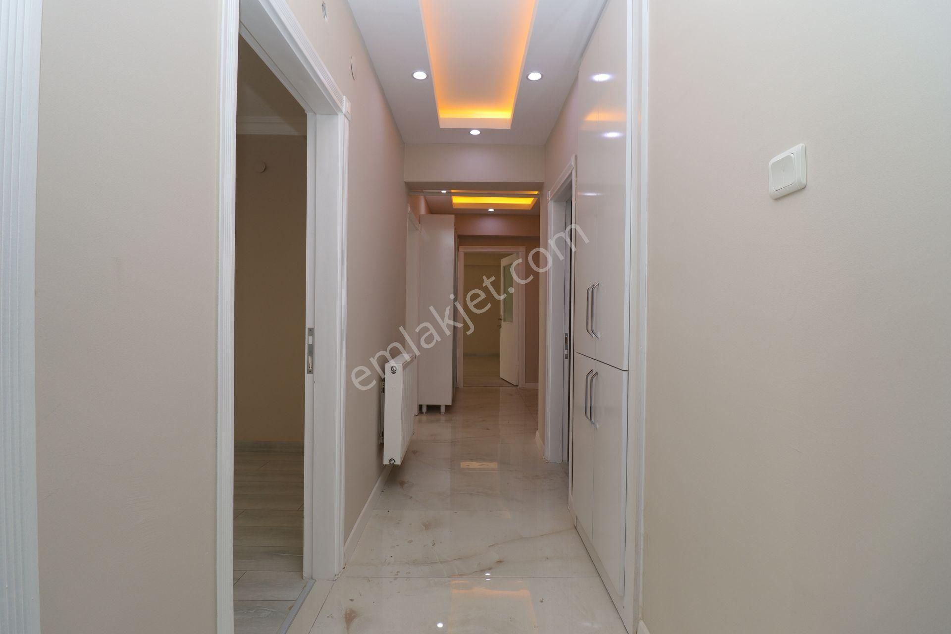 Akif'ten 30 Ağustos'ta 3+1 Ara Kat G/b Cephe Satılık Daire - Görsel 13