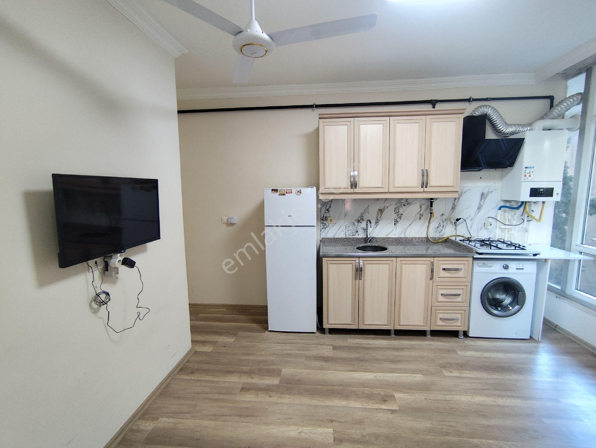 Garanti Emlak'tan 1+1eşyalı Kiralık Daire - Görsel 5