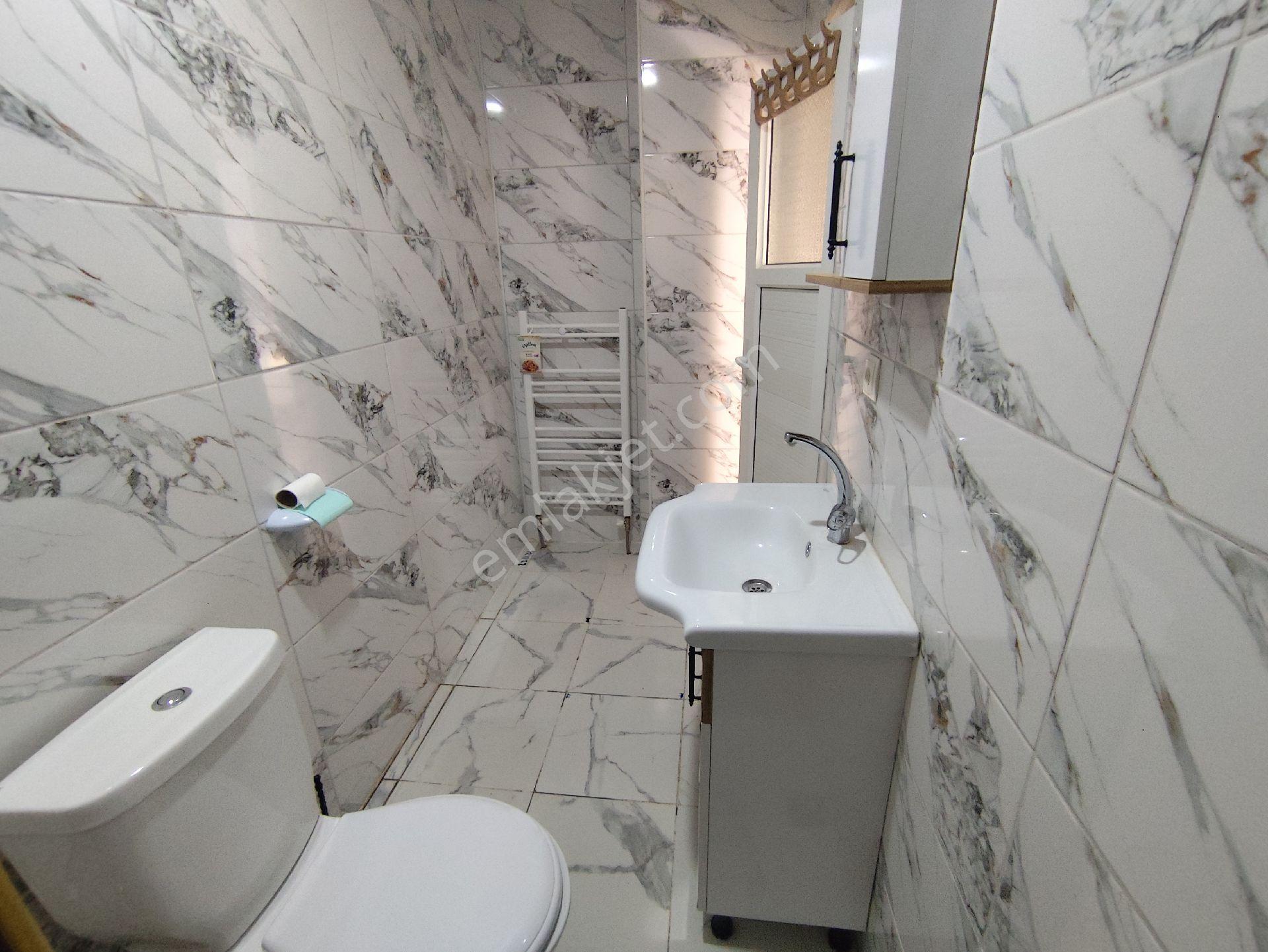 Garanti Emlak'tan 1+1eşyalı Kiralık Daire - Görsel 9