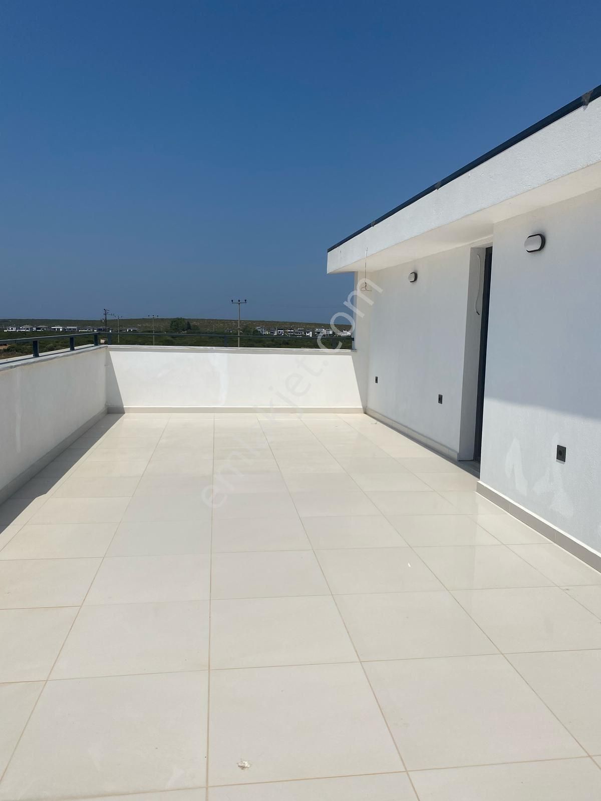 Efeler’de Havuzlu 3+1 Merkezi Konum Müstakil Villa - Görsel 13