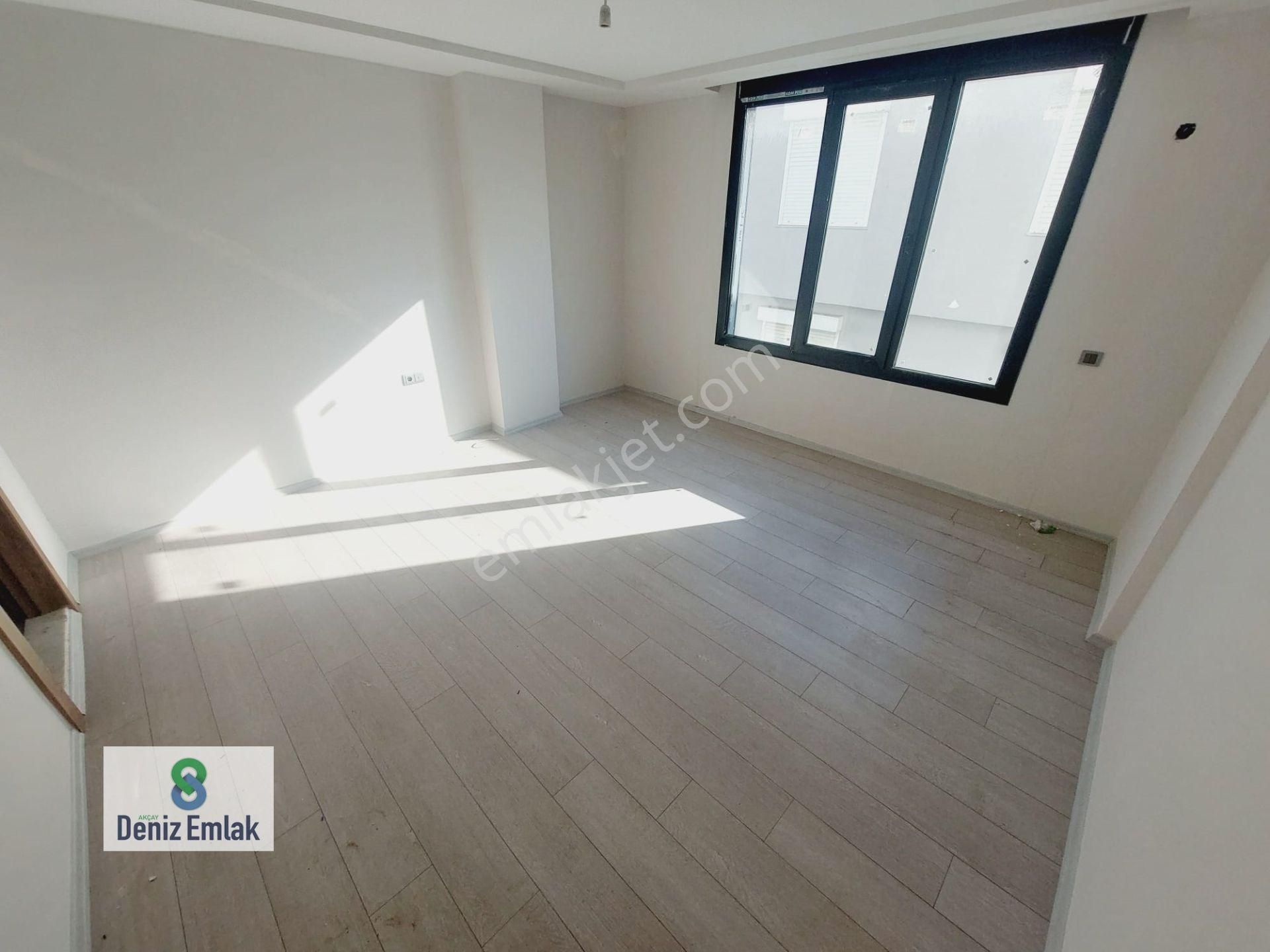 Denizden Akçayda Denize 75 M Ebeveynli Satılık 3+1 Daire. - Görsel 16