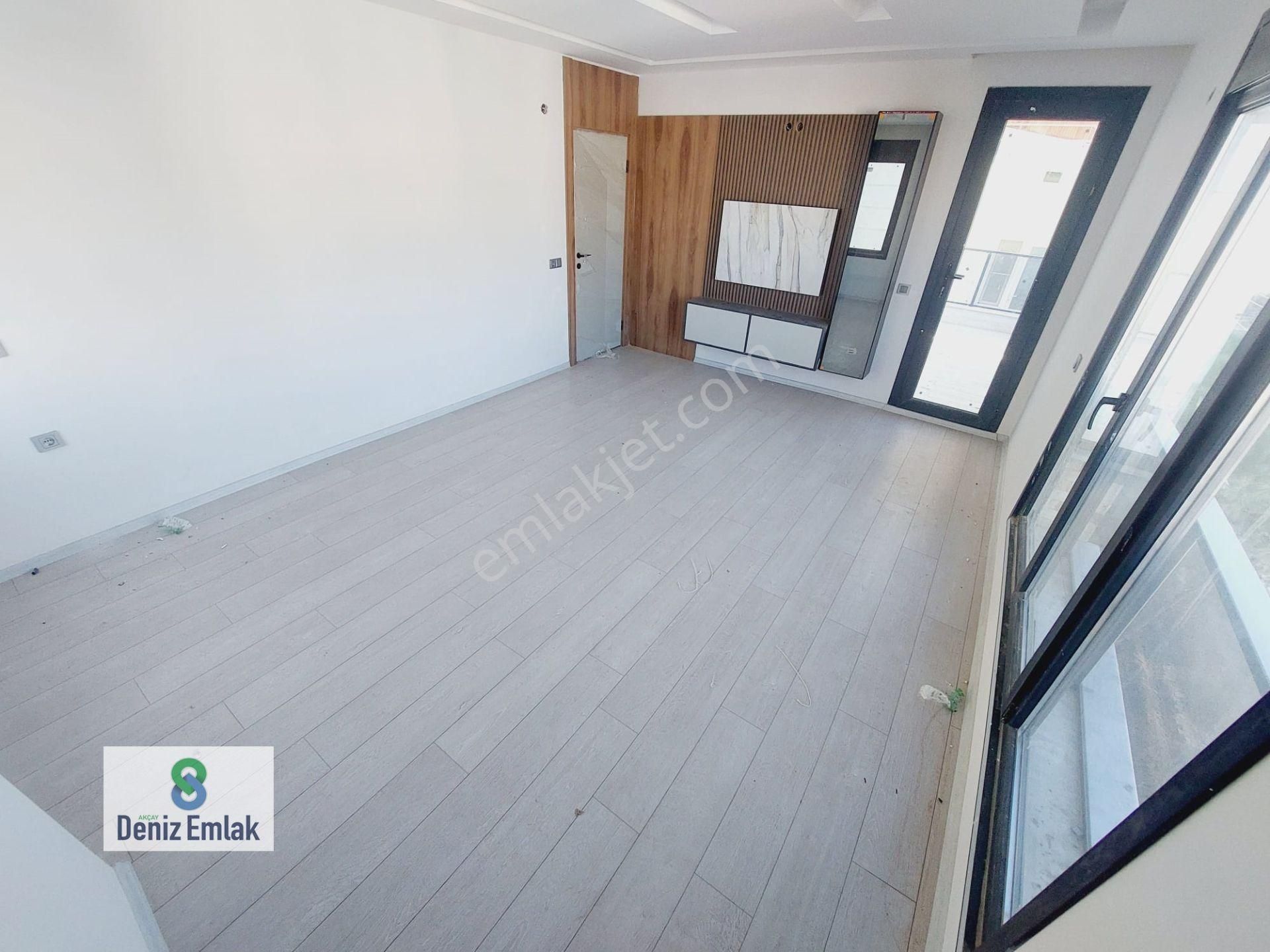 Denizden Akçayda Denize 75 M Ebeveynli Satılık 3+1 Daire. - Görsel 7