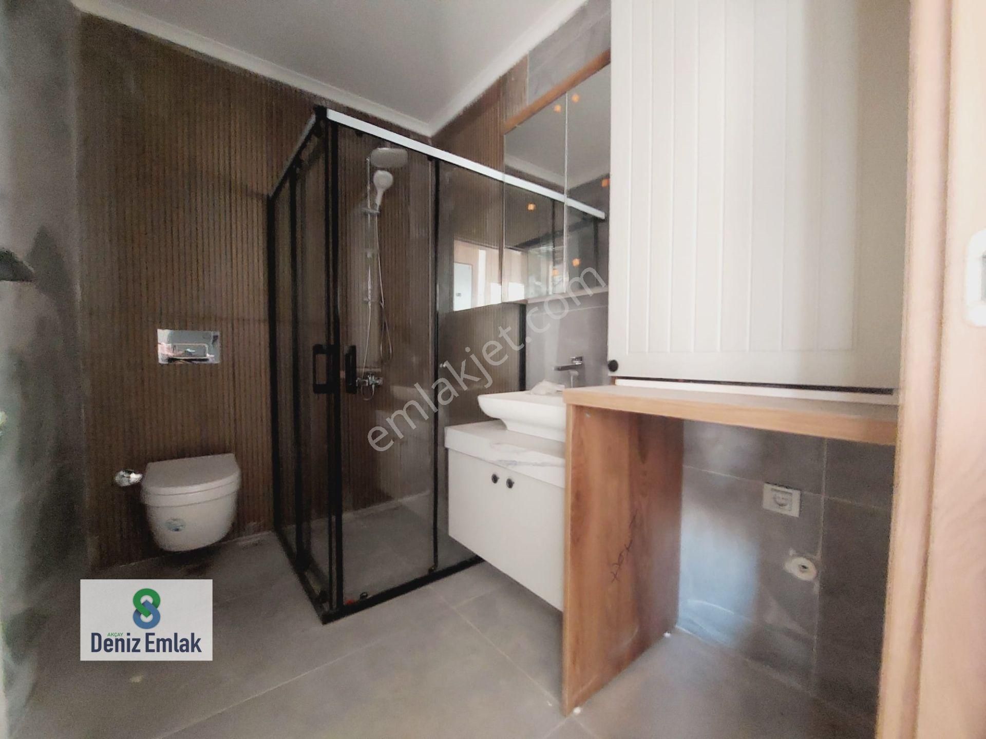 Denizden Akçayda Denize 75 M Ebeveynli Satılık 3+1 Daire. - Görsel 17