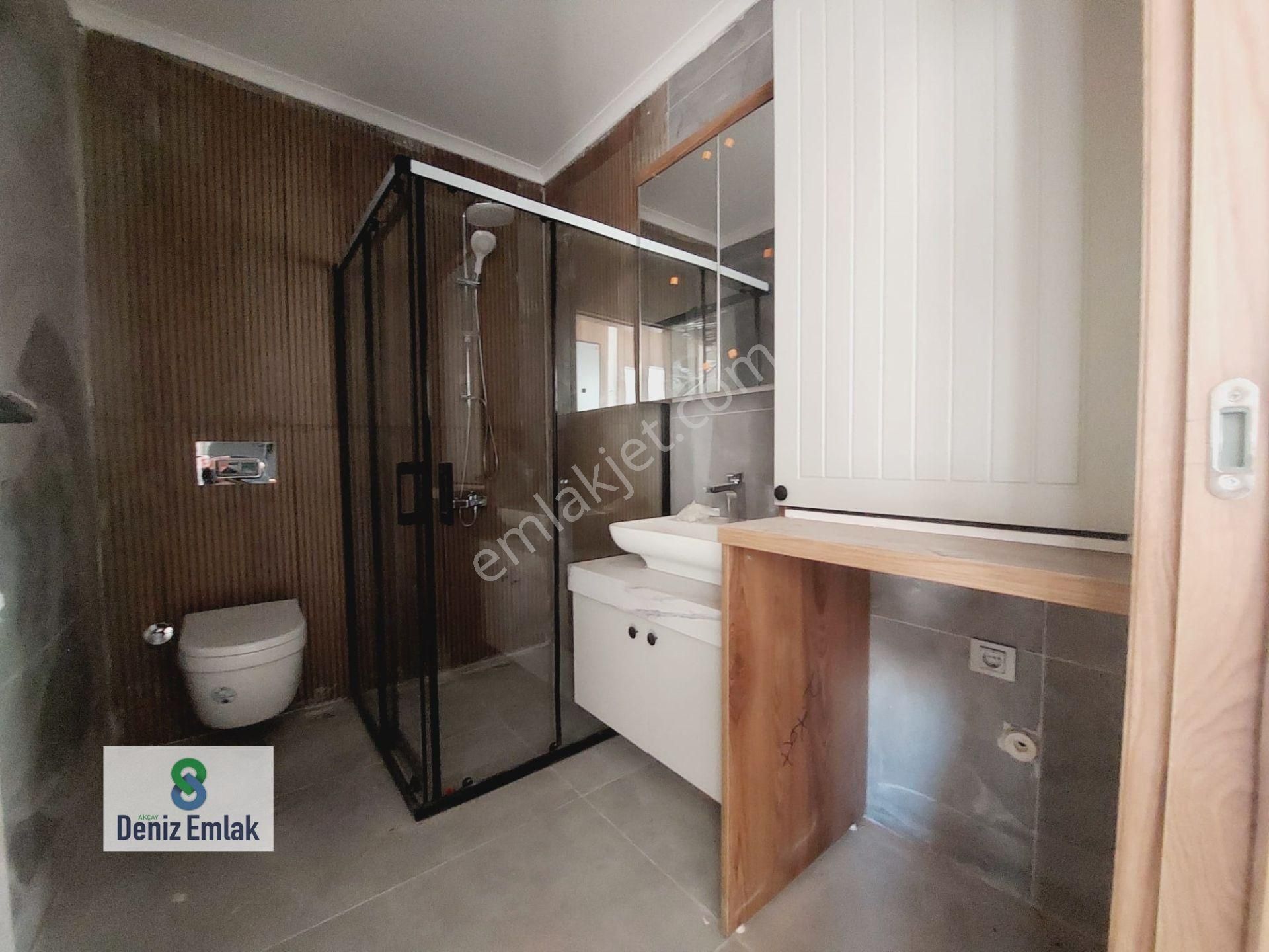 Denizden Akçayda Denize 75 M Ebeveynli Satılık 3+1 Daire. - Görsel 29